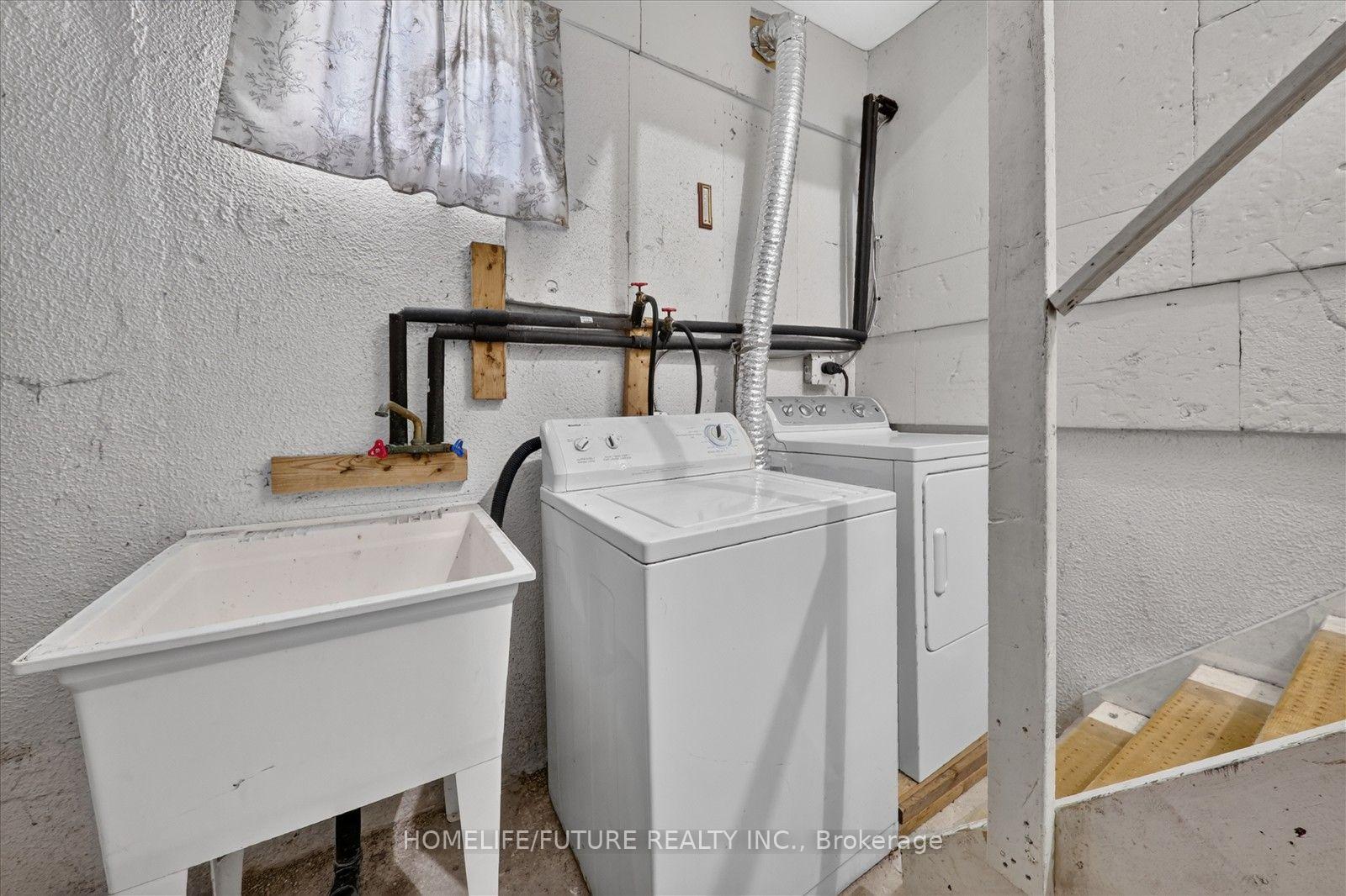 Photo 39 of 7 Winterfold Drive, Brampton, Madoc — HOMEH