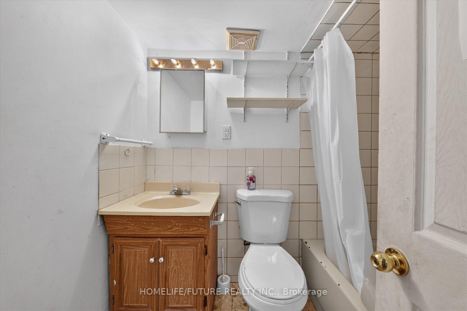 Photo 44 of 7 Winterfold Drive, Brampton, Madoc — HOMEH