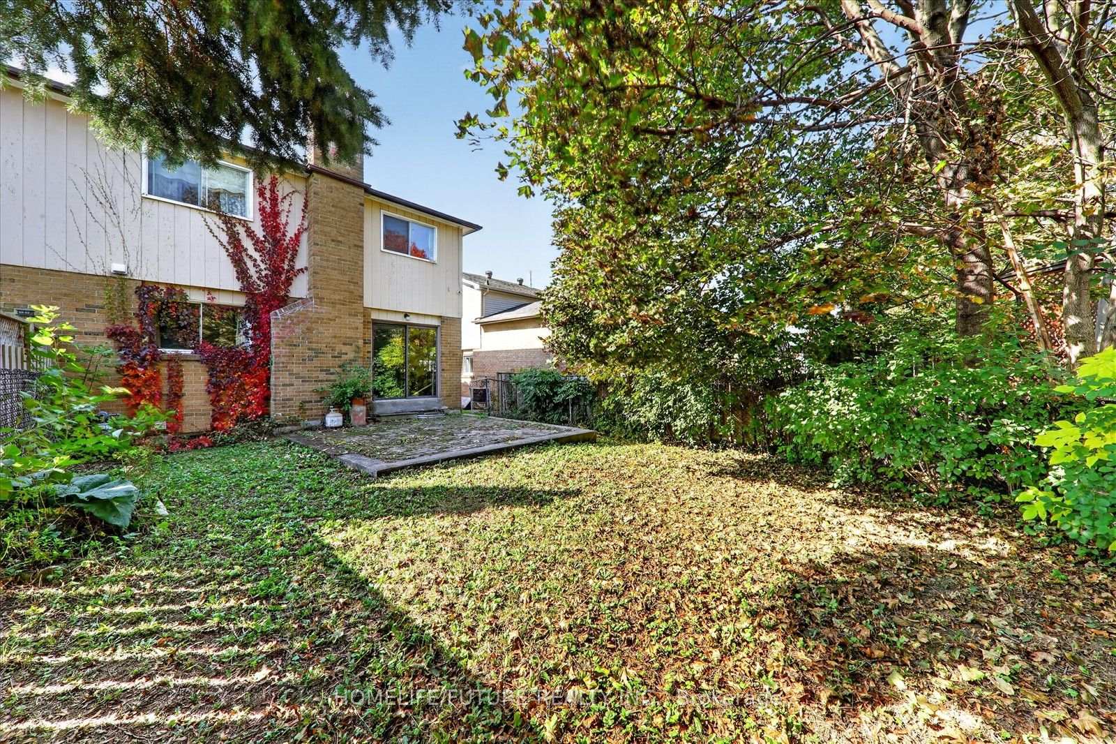 Photo 48 of 7 Winterfold Drive, Brampton, Madoc — HOMEH