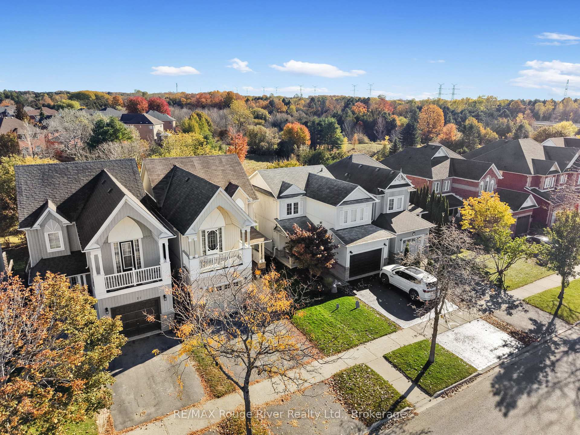 Photo 4 of 23 Bridges Drive, Clarington, Newcastle — HOMEH