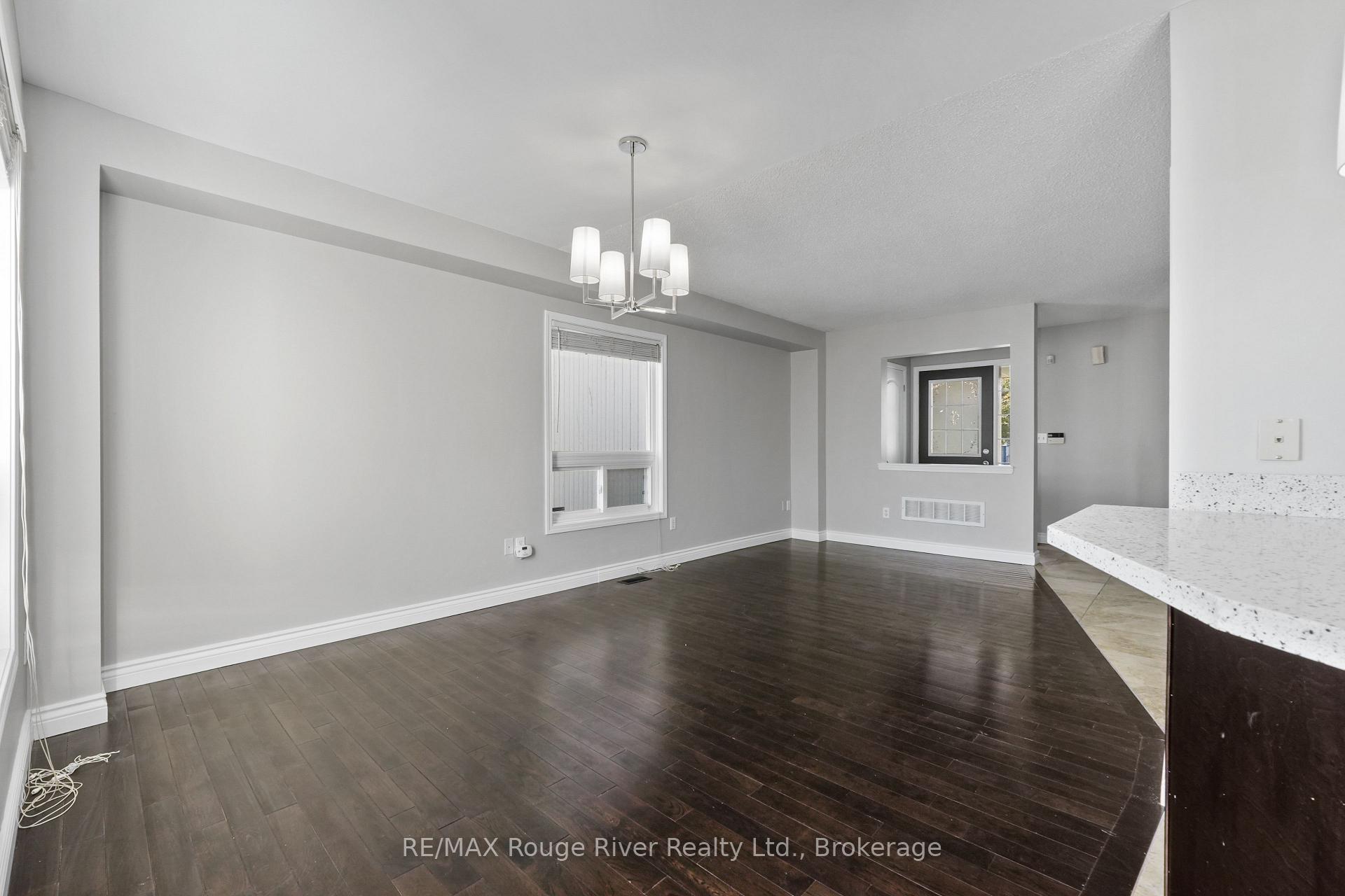 Photo 10 of 23 Bridges Drive, Clarington, Newcastle — HOMEH