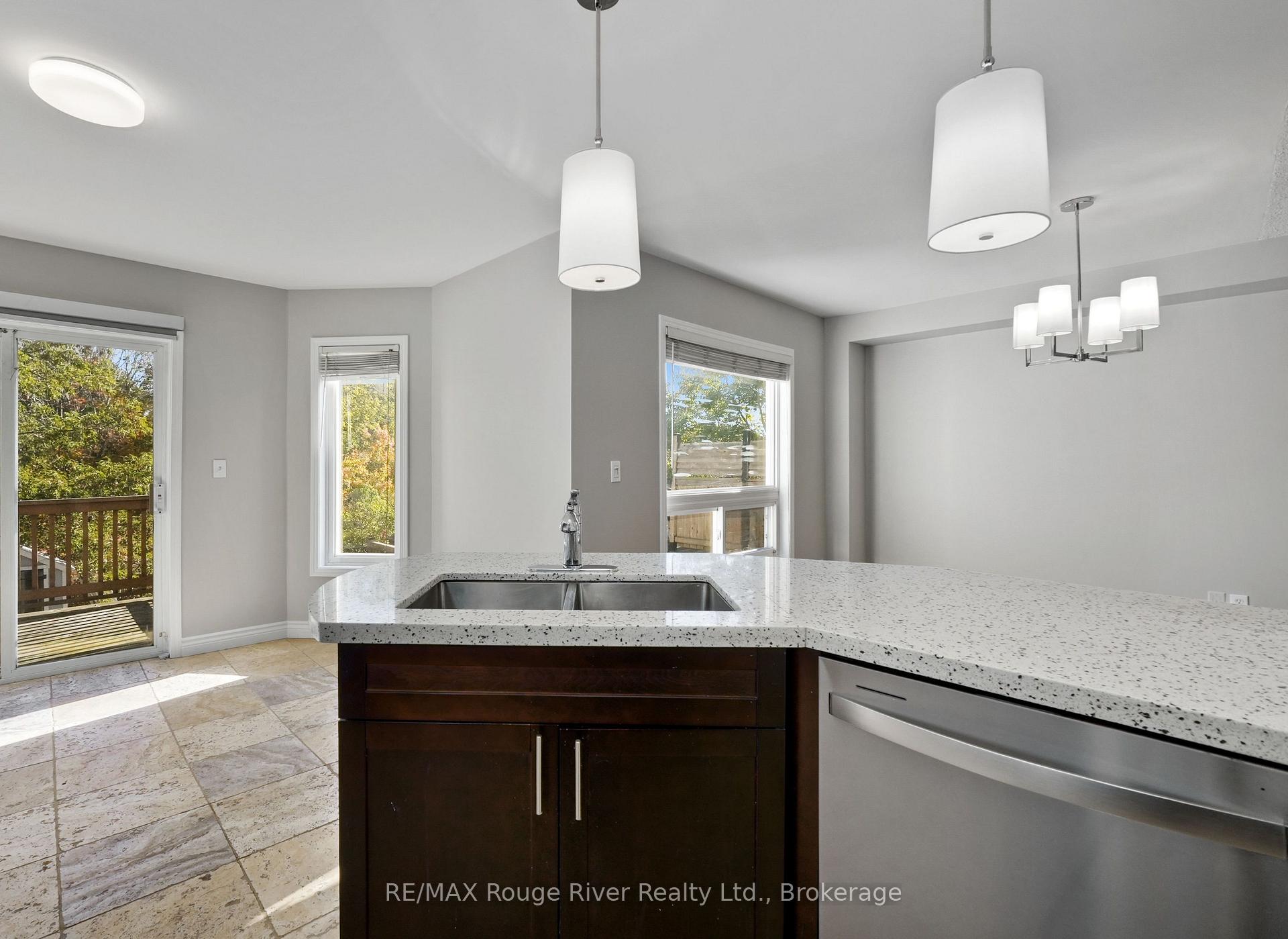 Photo 14 of 23 Bridges Drive, Clarington, Newcastle — HOMEH