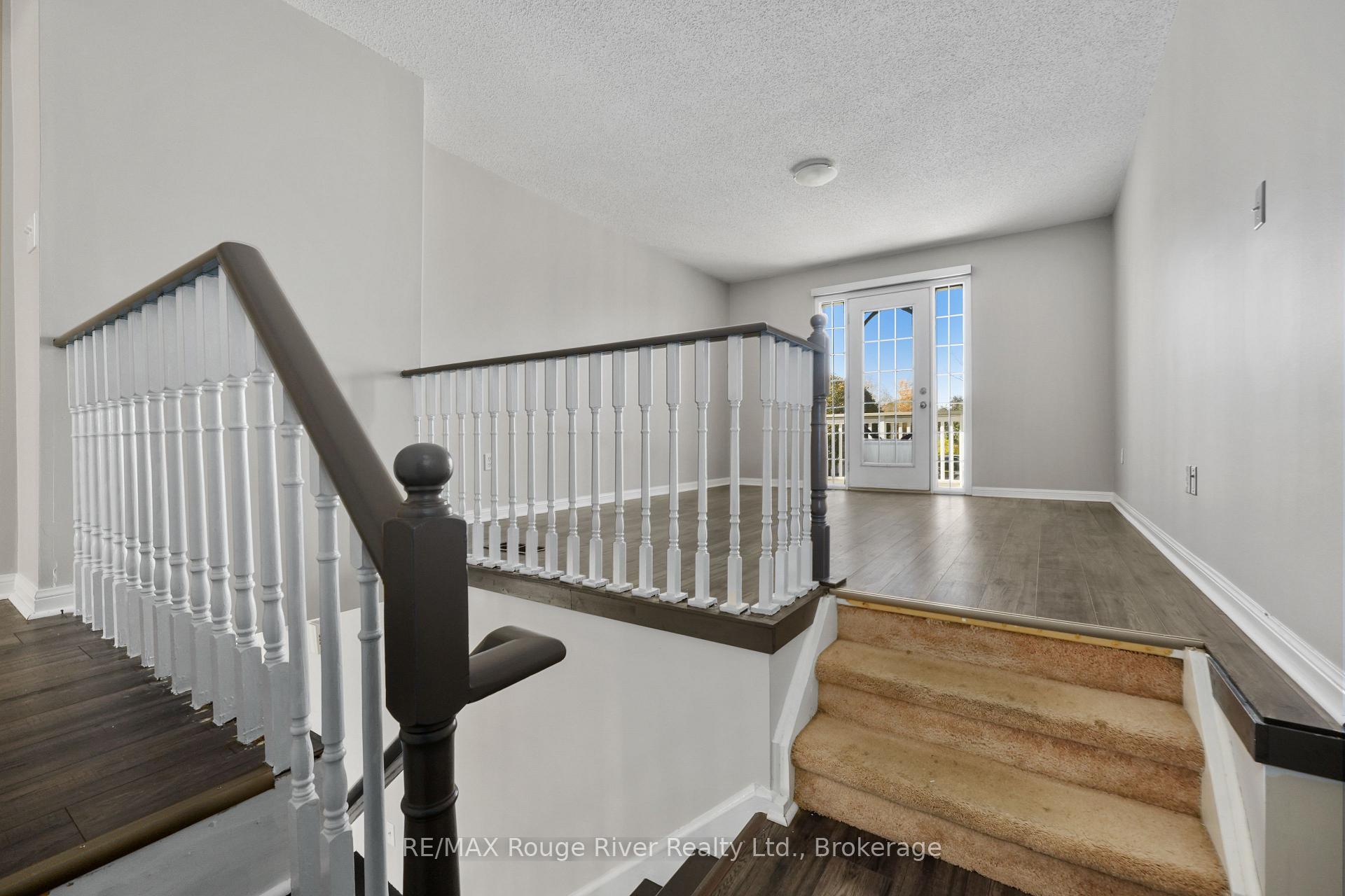 Photo 19 of 23 Bridges Drive, Clarington, Newcastle — HOMEH