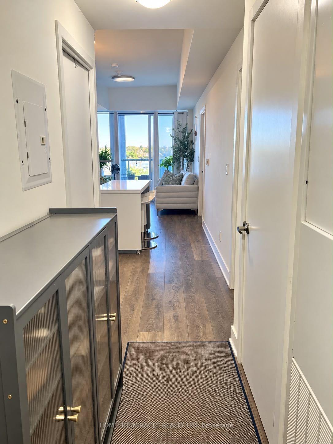 Photo 2 of Unit 516, 188 Fairview Mall Drive, North York, Don Valley Village — HOMEH
