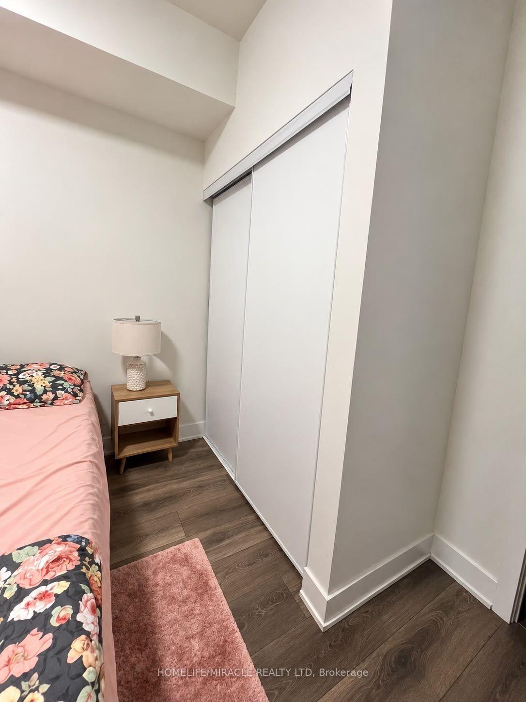 Photo 6 of Unit 516, 188 Fairview Mall Drive, North York, Don Valley Village — HOMEH