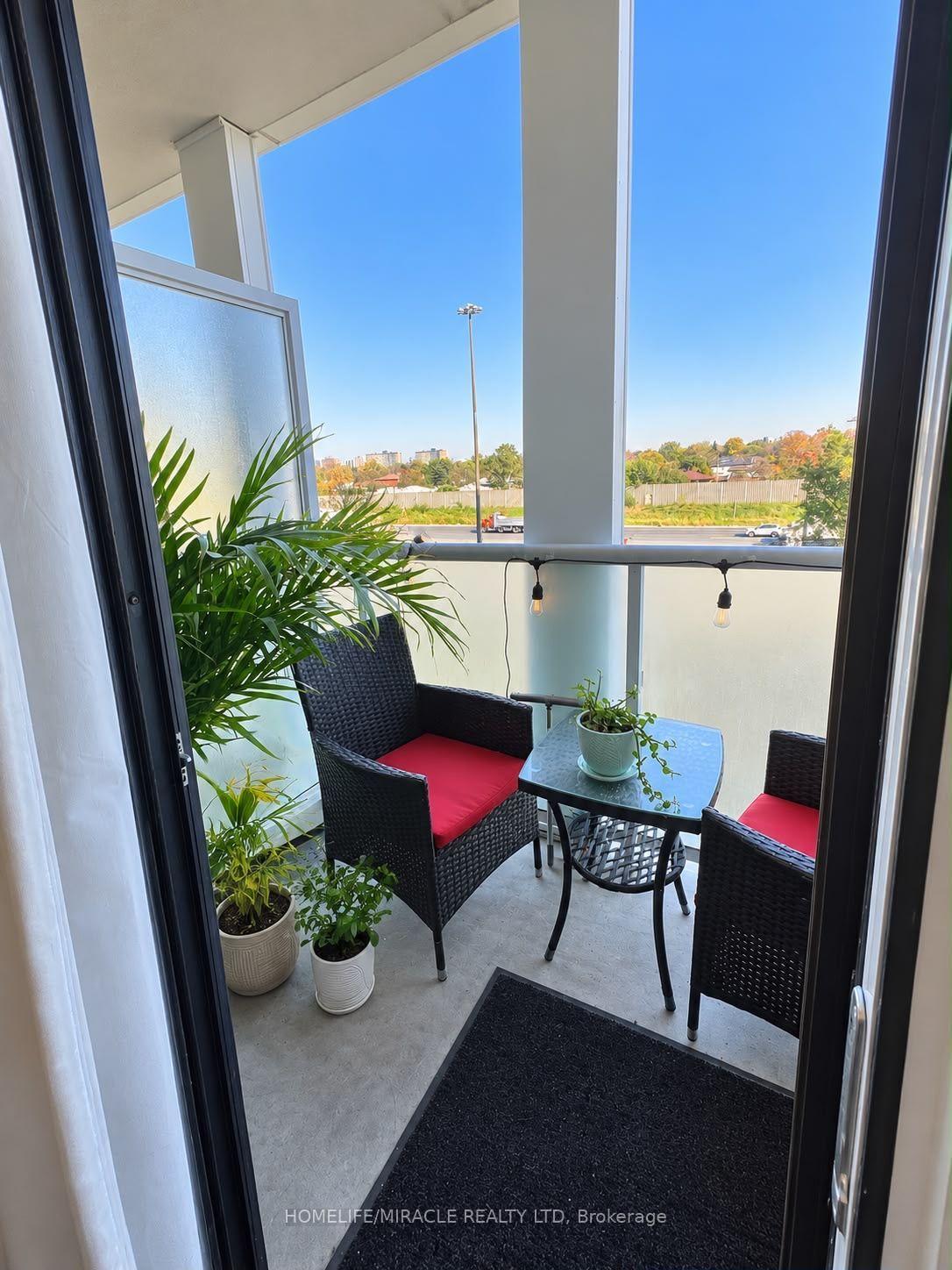 Photo 11 of Unit 516, 188 Fairview Mall Drive, North York, Don Valley Village — HOMEH