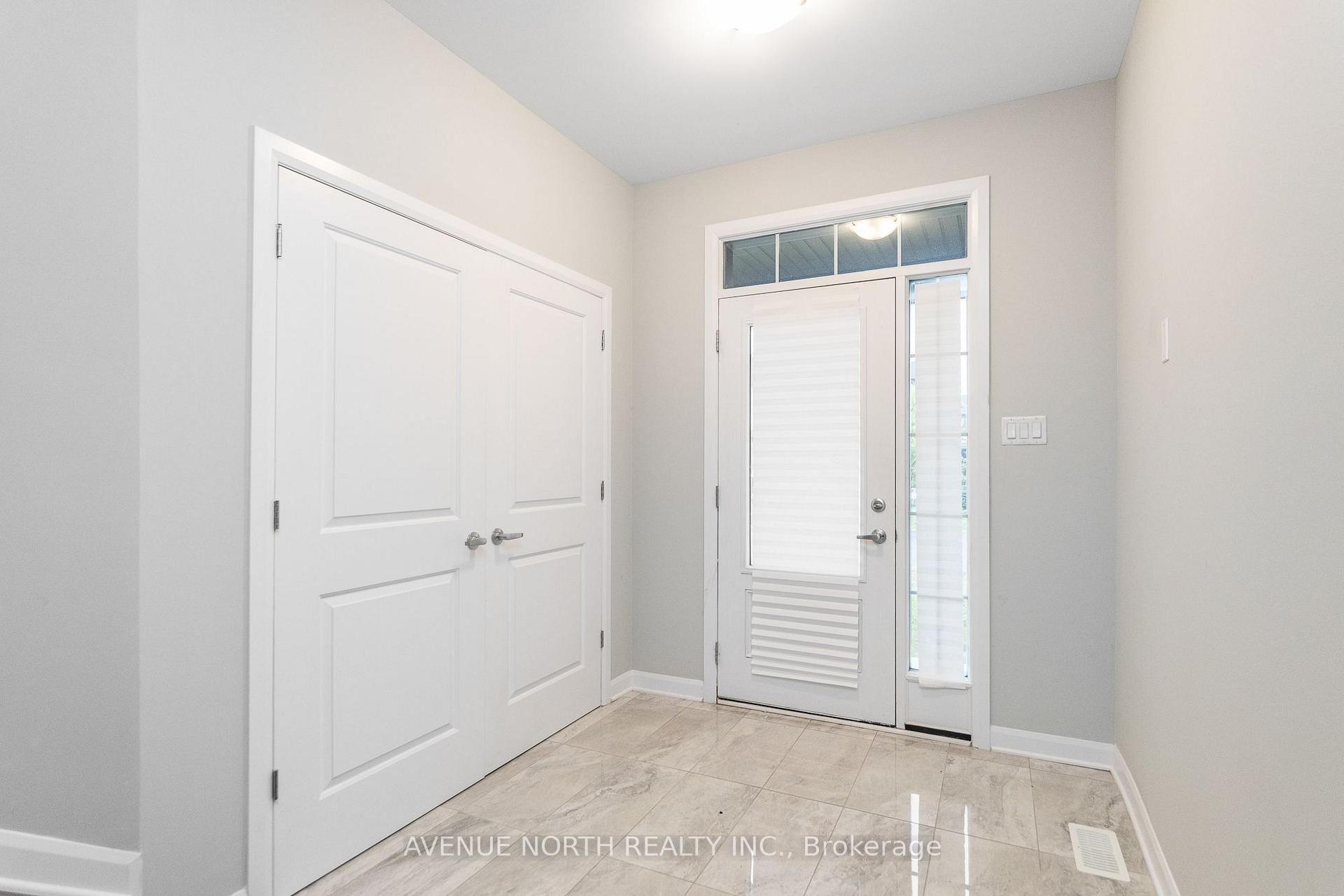 Photo 2 of 246 Aquarium Avenue, Ottawa, Avalon West — HOMEH