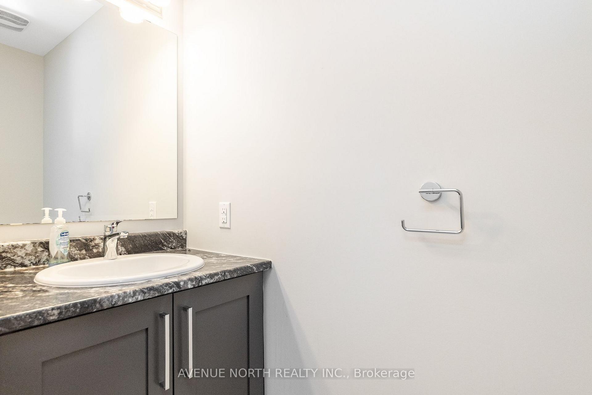 Photo 4 of 246 Aquarium Avenue, Ottawa, Avalon West — HOMEH