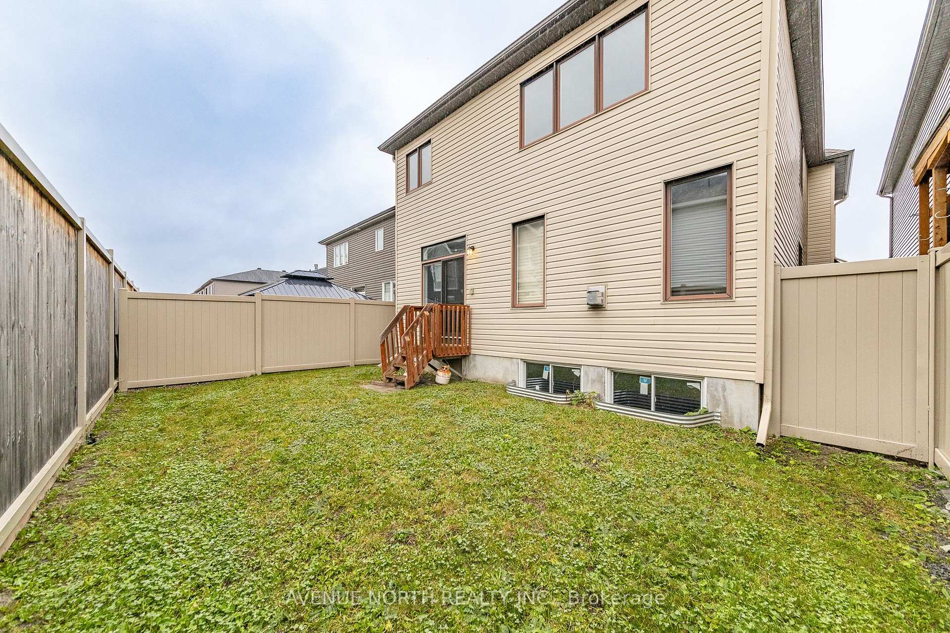 Photo 34 of 246 Aquarium Avenue, Ottawa, Avalon West — HOMEH