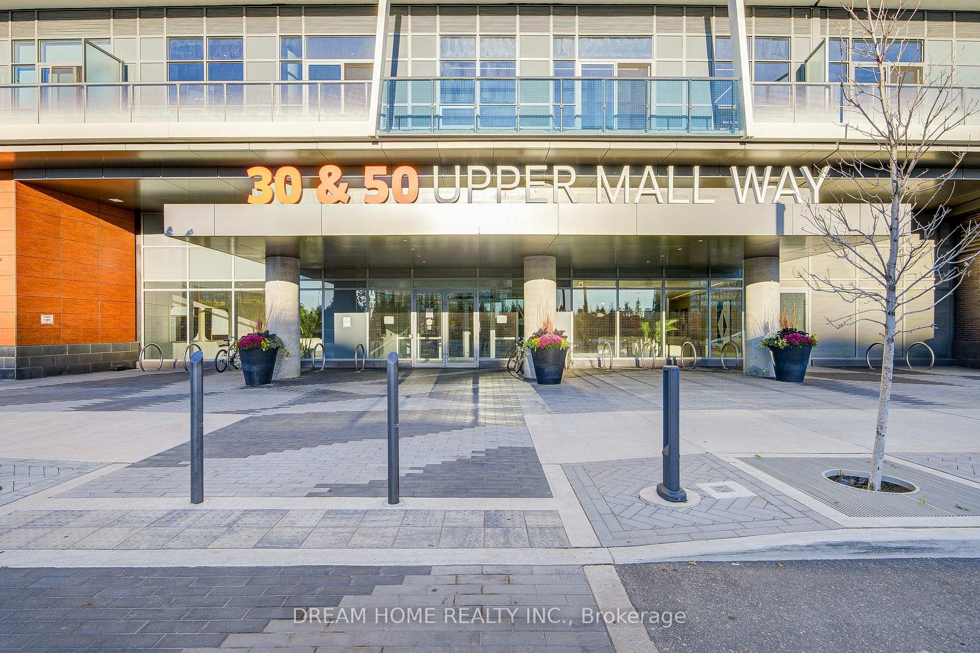 Photo 1 of Unit 3407, 30 Upper Mall Way, Vaughan, Brownridge — HOMEH