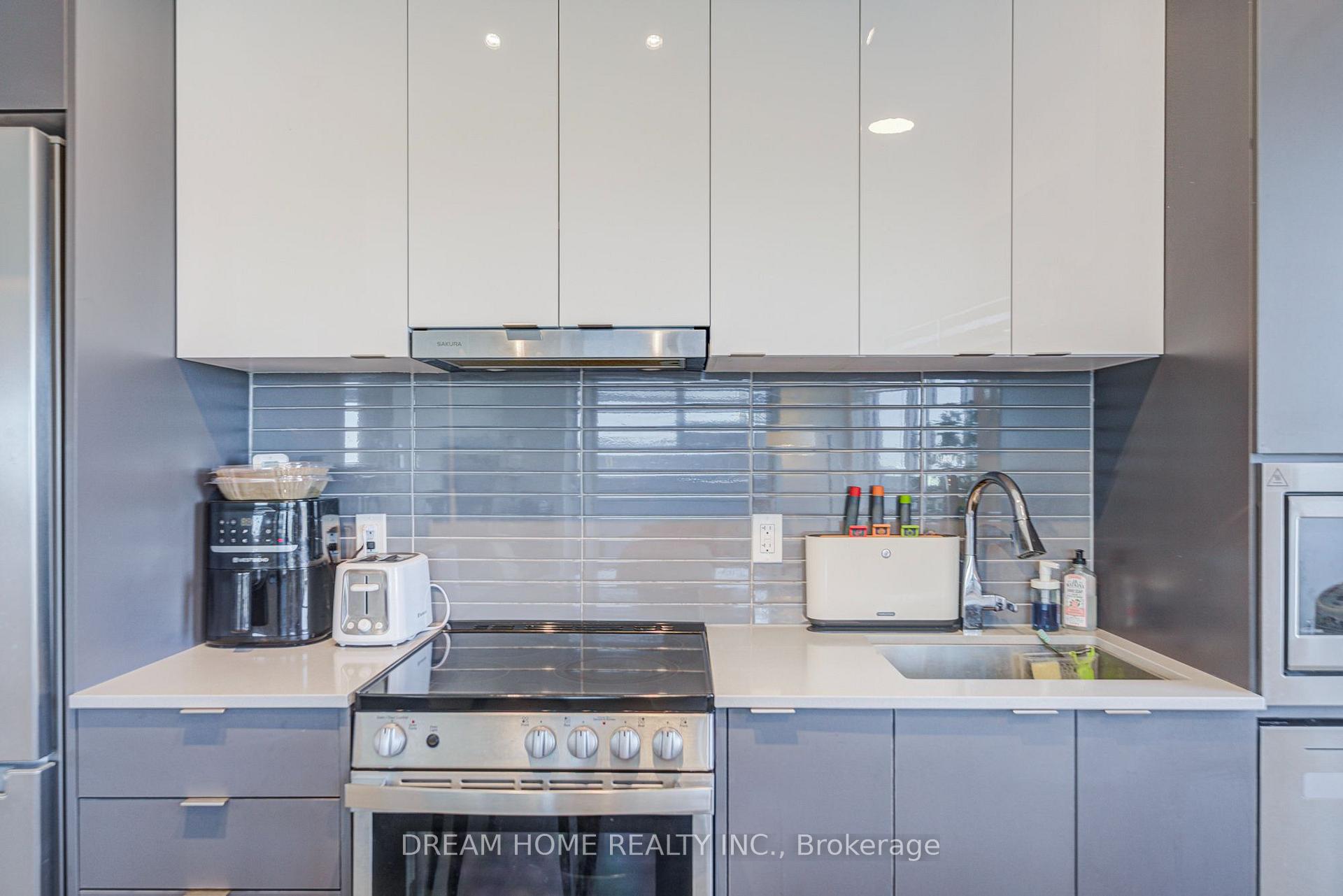 Photo 9 of Unit 3407, 30 Upper Mall Way, Vaughan, Brownridge — HOMEH