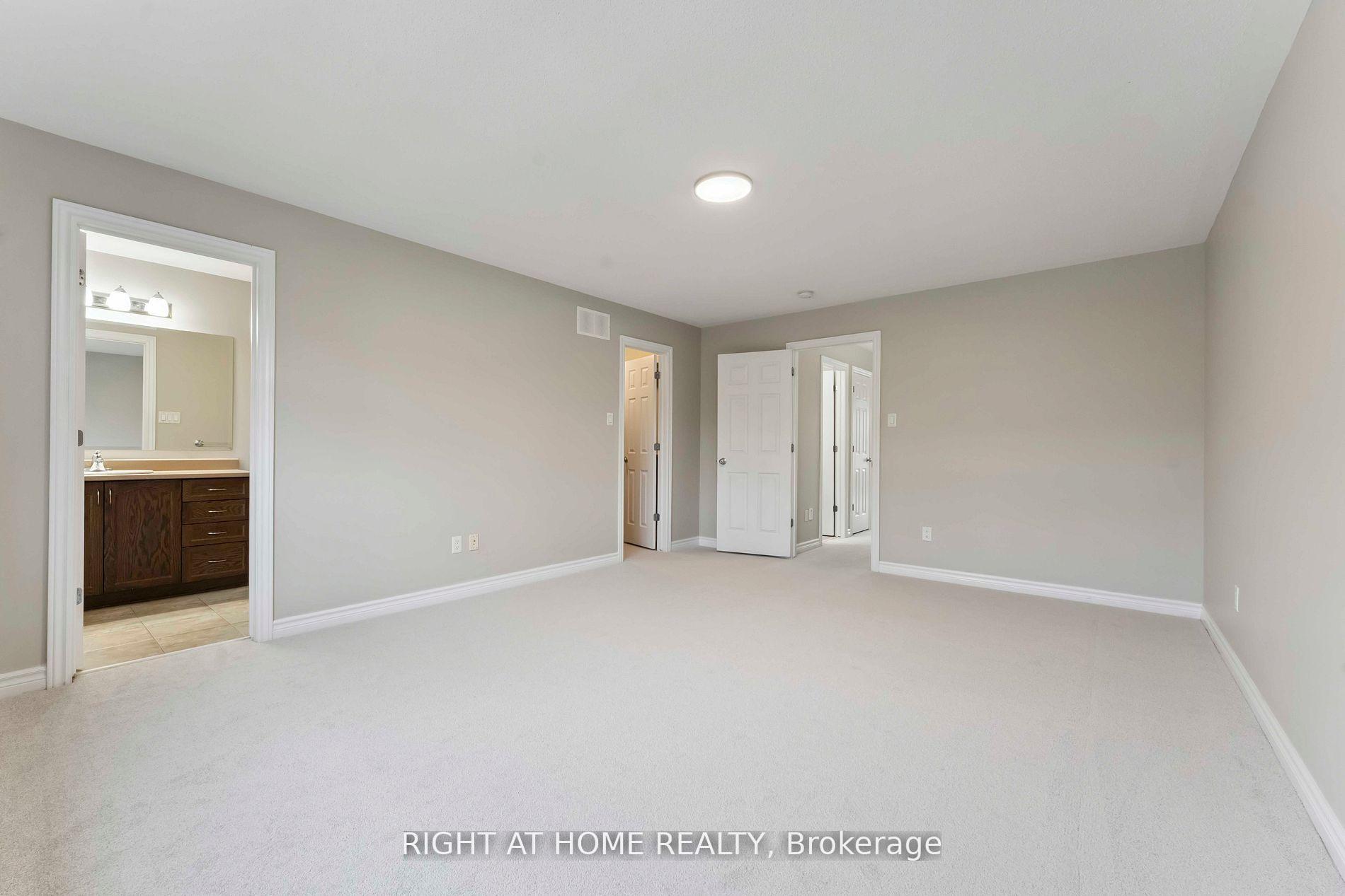 Photo 21 of 195 Mancini Way, Ottawa, Barrhaven - Strandherd — HOMEH