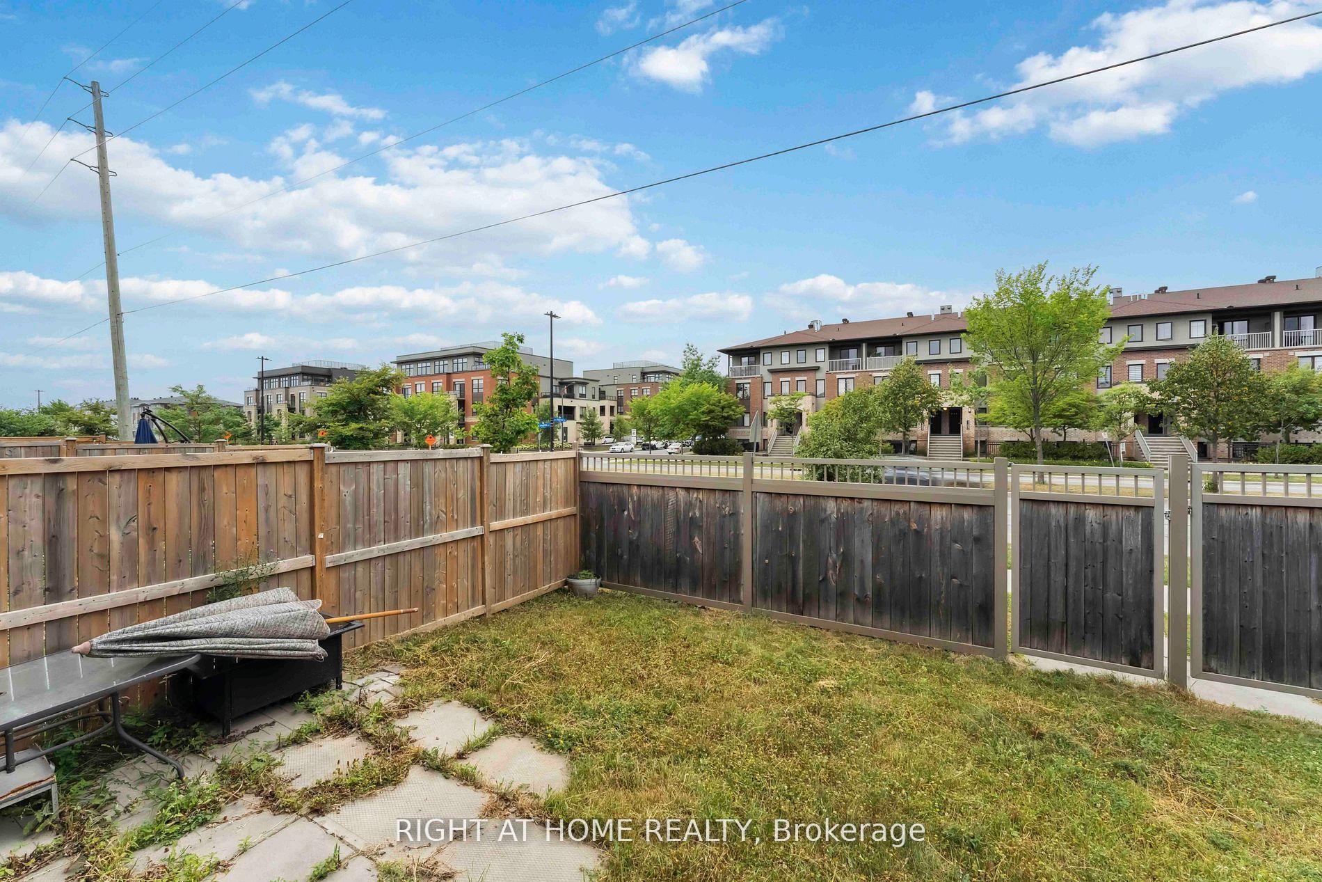 Photo 29 of 195 Mancini Way, Ottawa, Barrhaven - Strandherd — HOMEH
