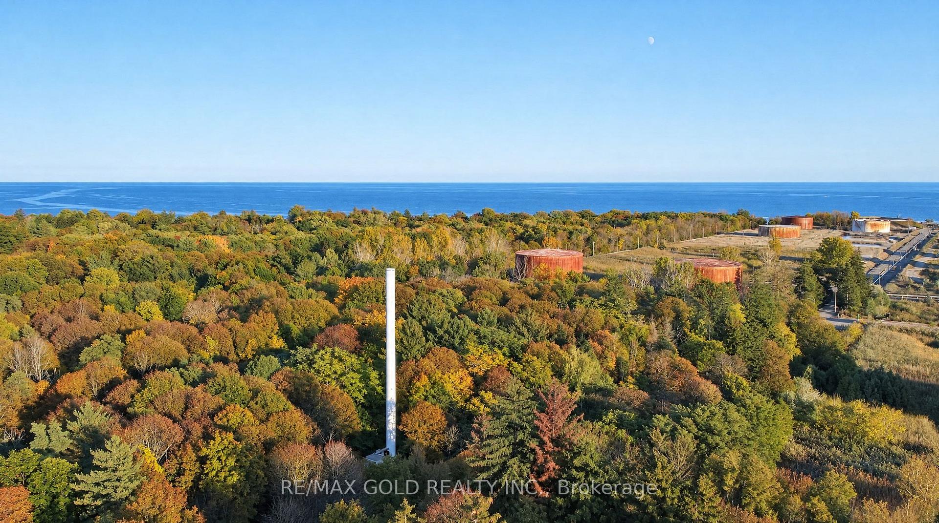 Photo 25 of 1807 Orr Road, Mississauga, Clarkson — HOMEH