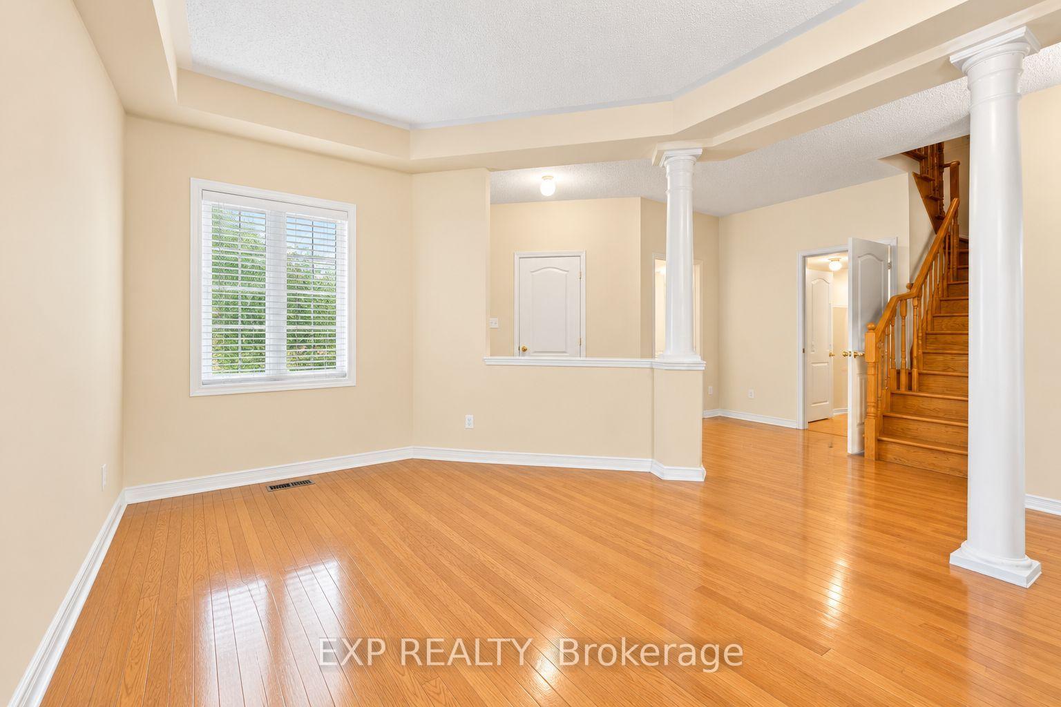 Photo 19 of 42 Kaitlin Drive, Richmond Hill, Oak Ridges Lake Wilcox — HOMEH