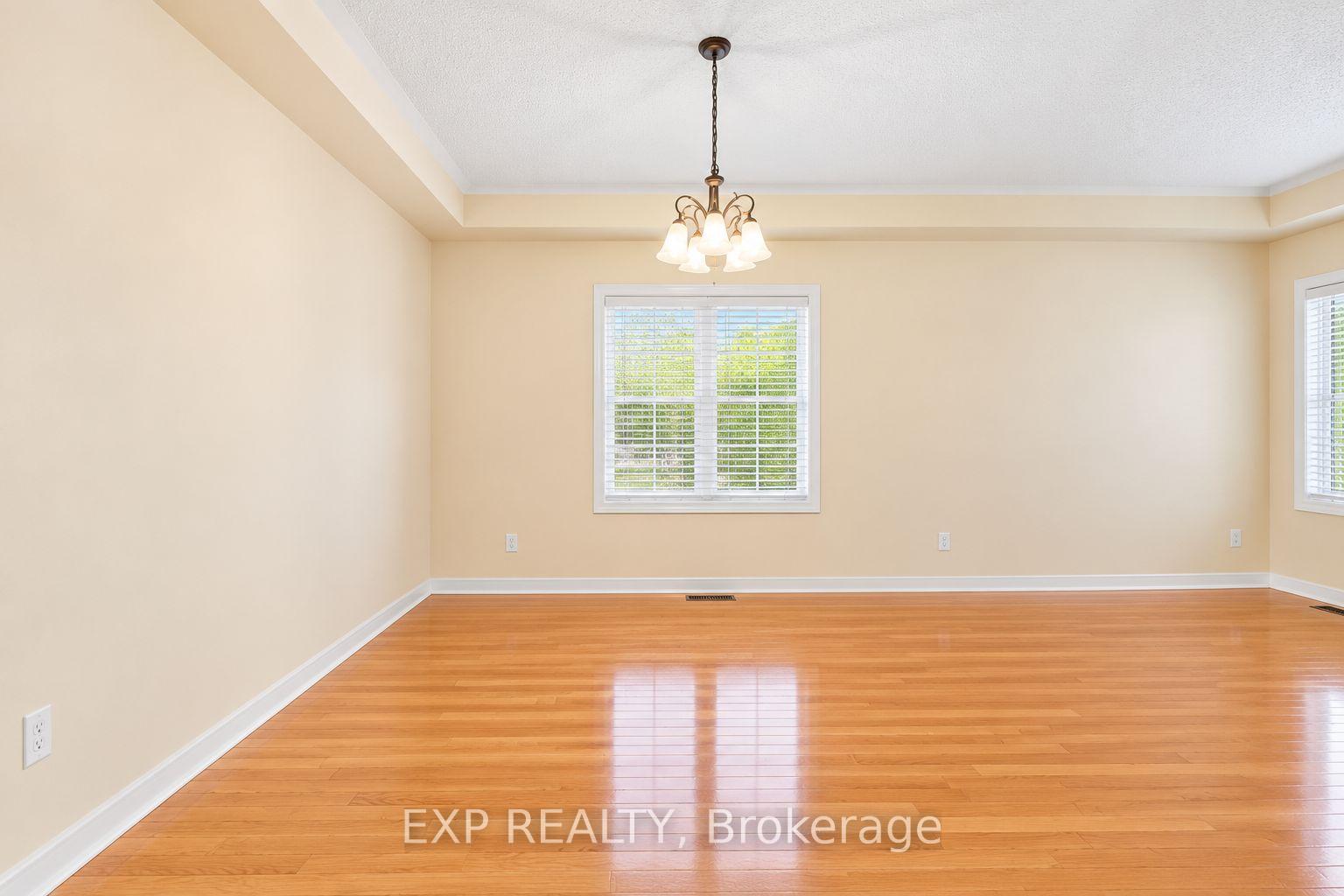 Photo 21 of 42 Kaitlin Drive, Richmond Hill, Oak Ridges Lake Wilcox — HOMEH