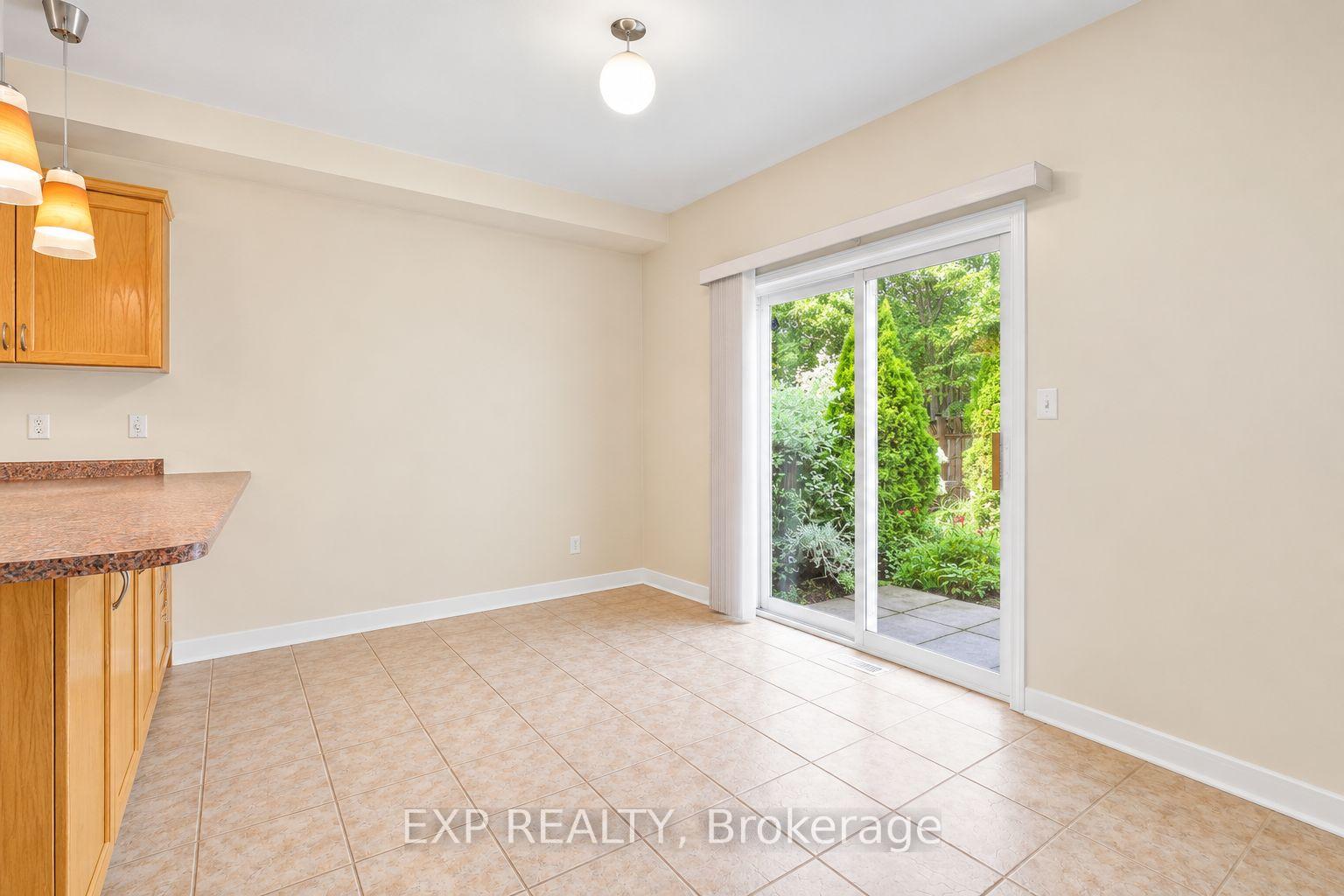 Photo 25 of 42 Kaitlin Drive, Richmond Hill, Oak Ridges Lake Wilcox — HOMEH