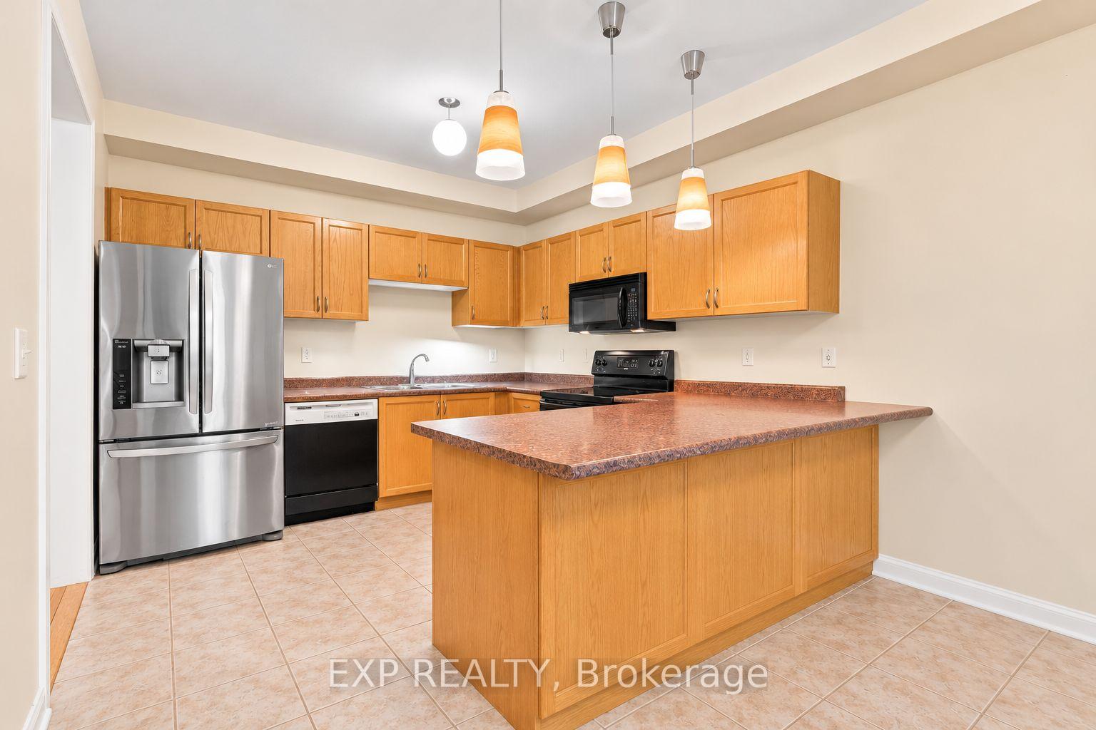 Photo 27 of 42 Kaitlin Drive, Richmond Hill, Oak Ridges Lake Wilcox — HOMEH