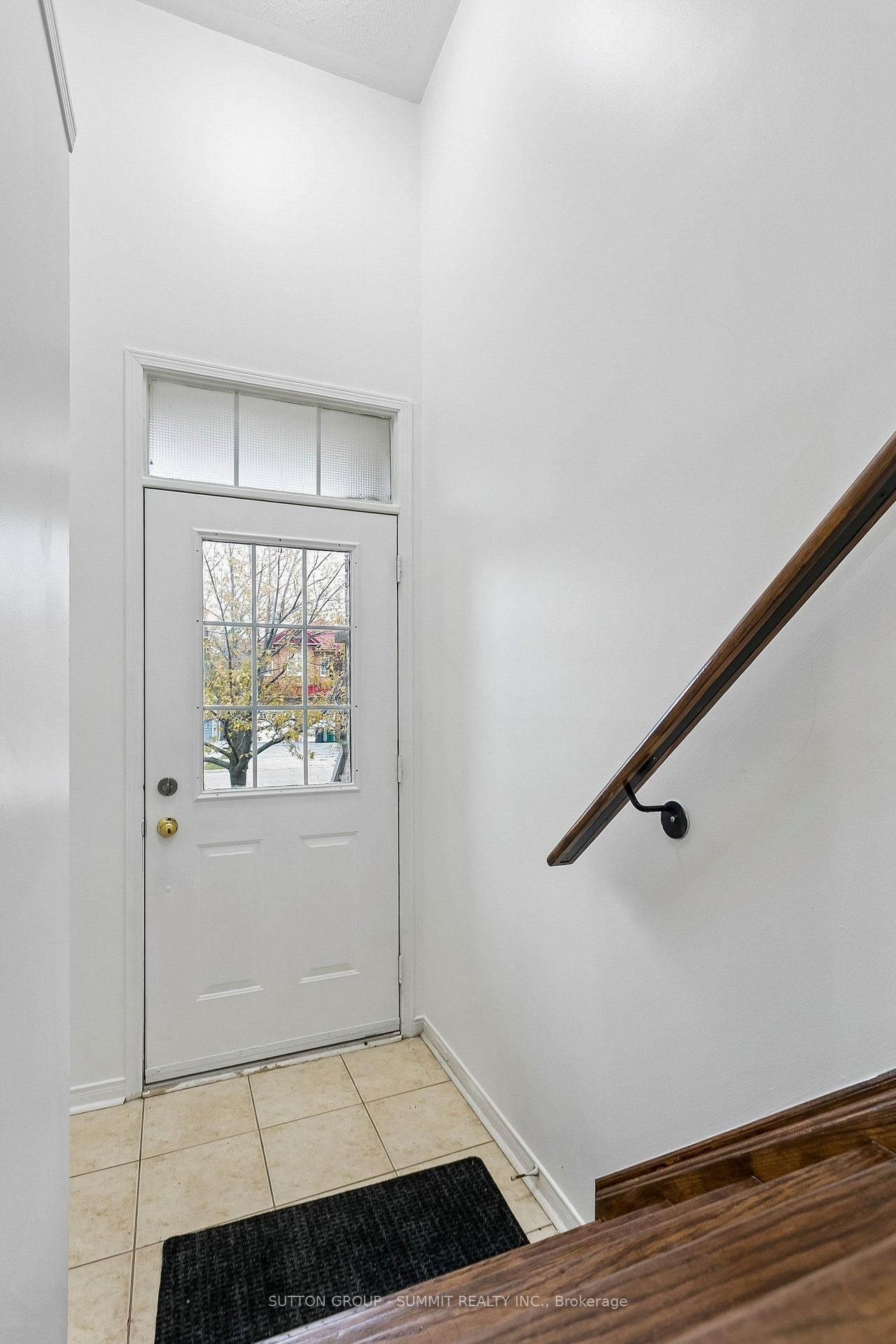 Photo 5 of 167 Trudeau Avenue E, Mississauga, Hurontario — HOMEH