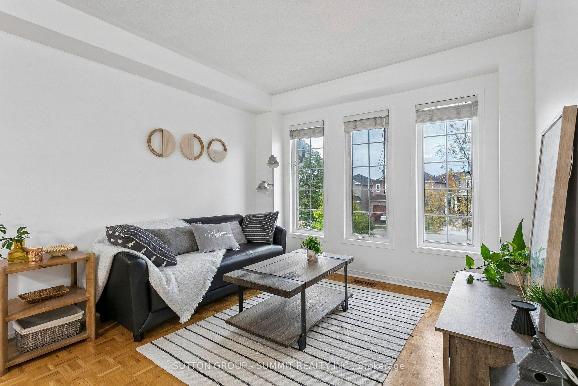 Photo 9 of 167 Trudeau Avenue E, Mississauga, Hurontario — HOMEH