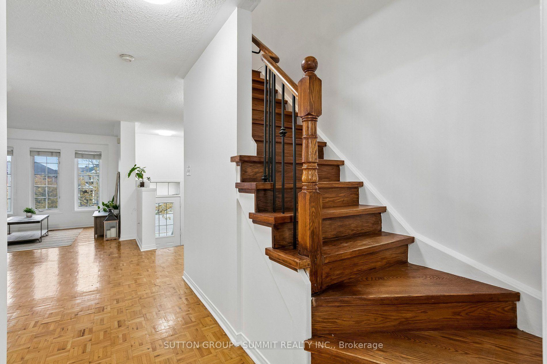 Photo 15 of 167 Trudeau Avenue E, Mississauga, Hurontario — HOMEH