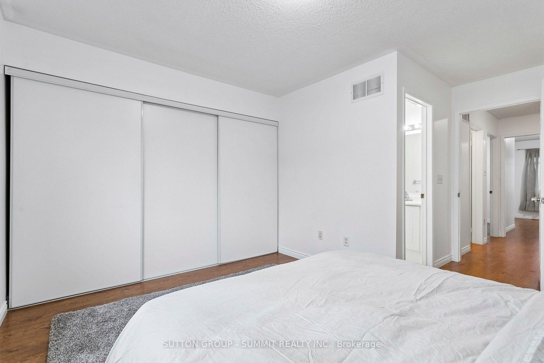Photo 19 of 167 Trudeau Avenue E, Mississauga, Hurontario — HOMEH