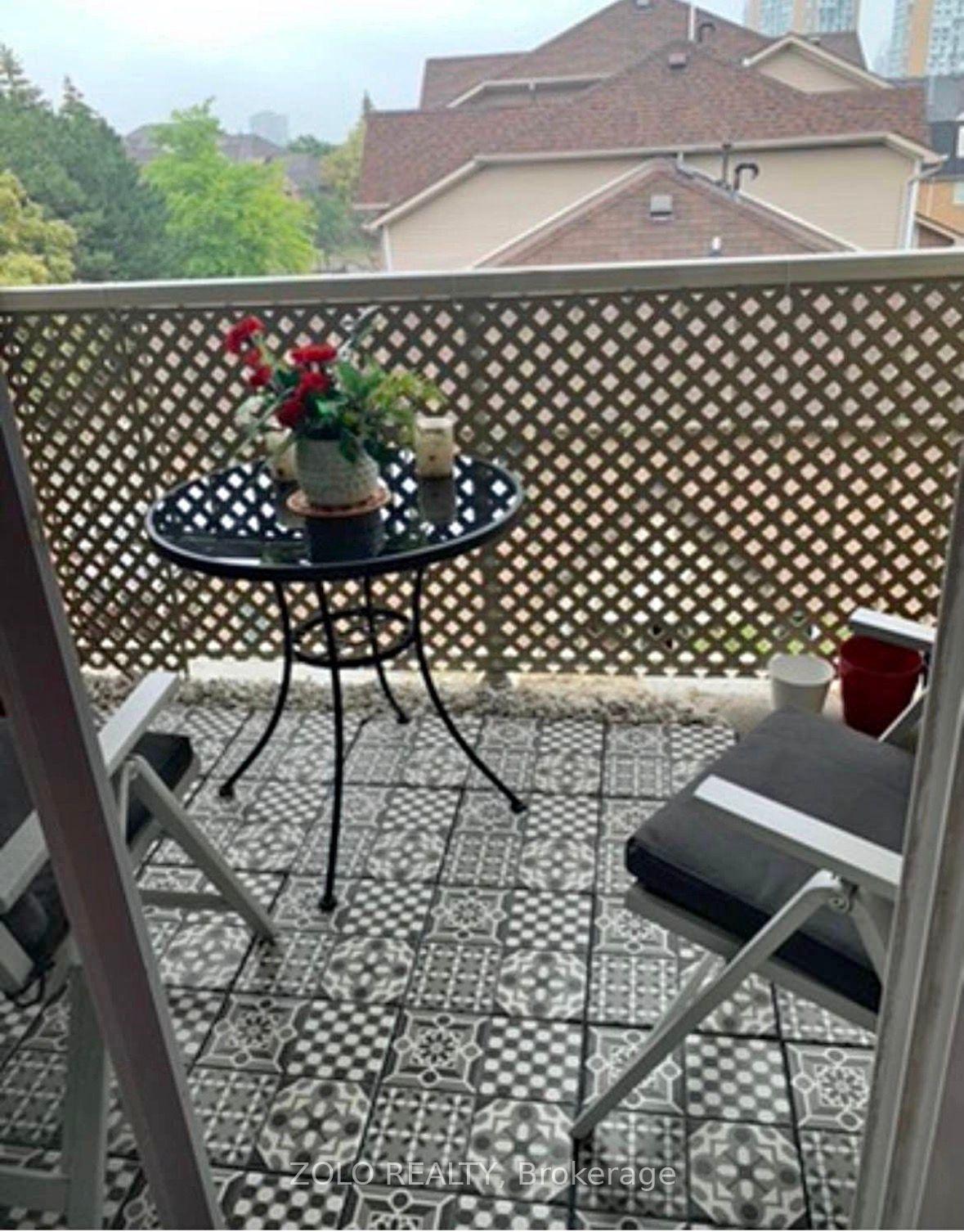 Photo 4 of Unit 113, 55 Bristol Road E, Mississauga, Hurontario — HOMEH