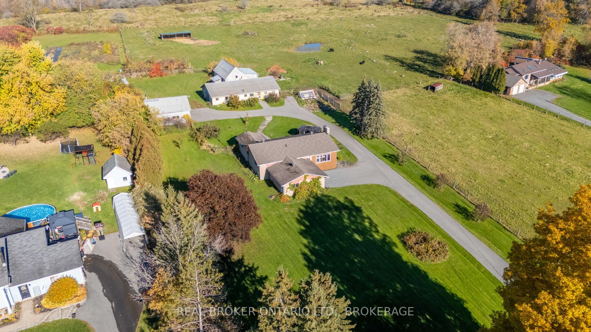 Photo 7 of 18749 Paragon Road, South Glengarry, South Glengarry (Charlottenburgh) Twp — HOMEH
