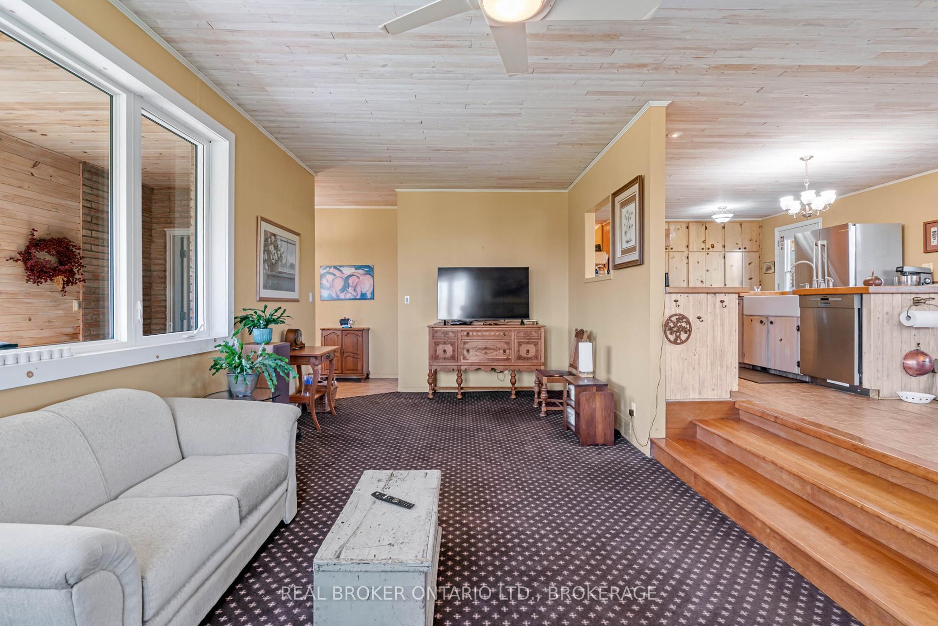 Photo 35 of 18749 Paragon Road, South Glengarry, South Glengarry (Charlottenburgh) Twp — HOMEH
