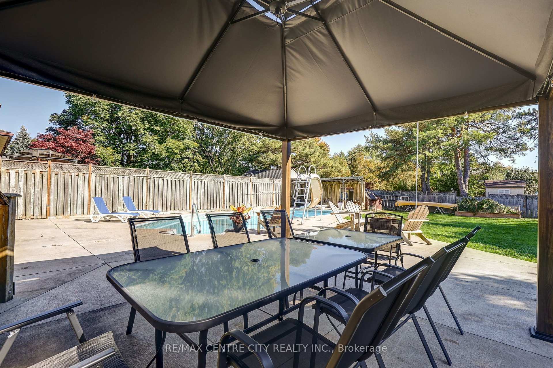 Photo 14 of 68 Lois Avenue, Central Elgin, Rural Central Elgin — HOMEH