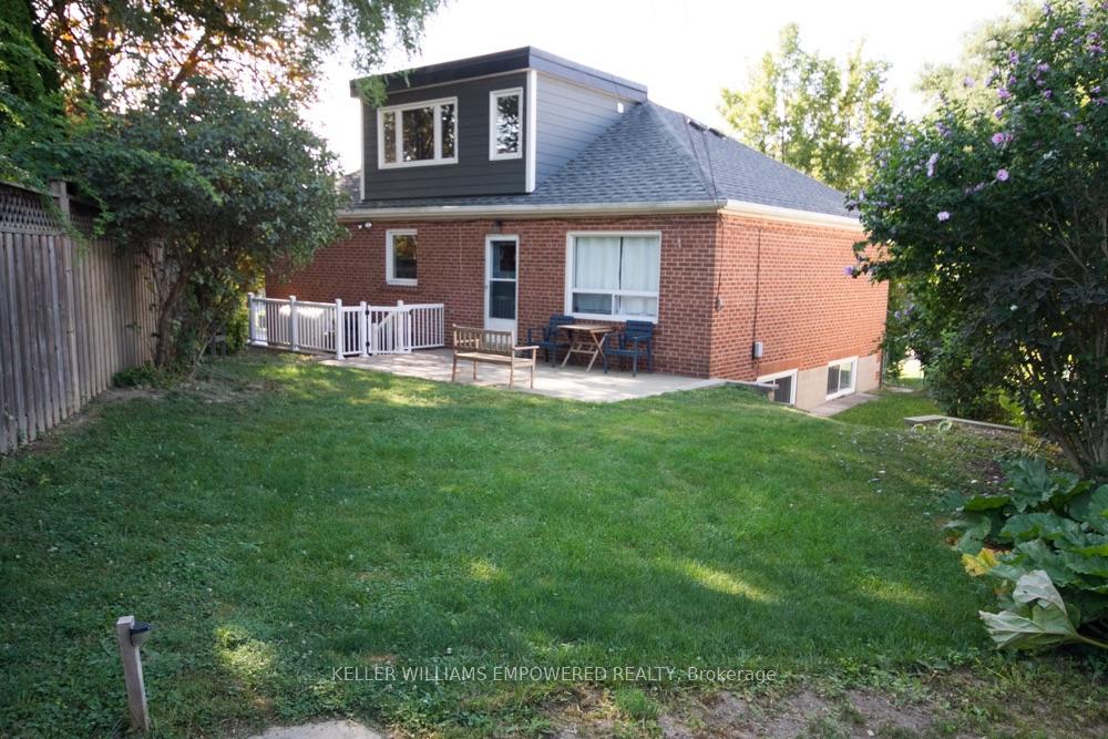 Photo 2 of Unit LOWER, 94 Stanley Avenue, Etobicoke, Mimico — HOMEH