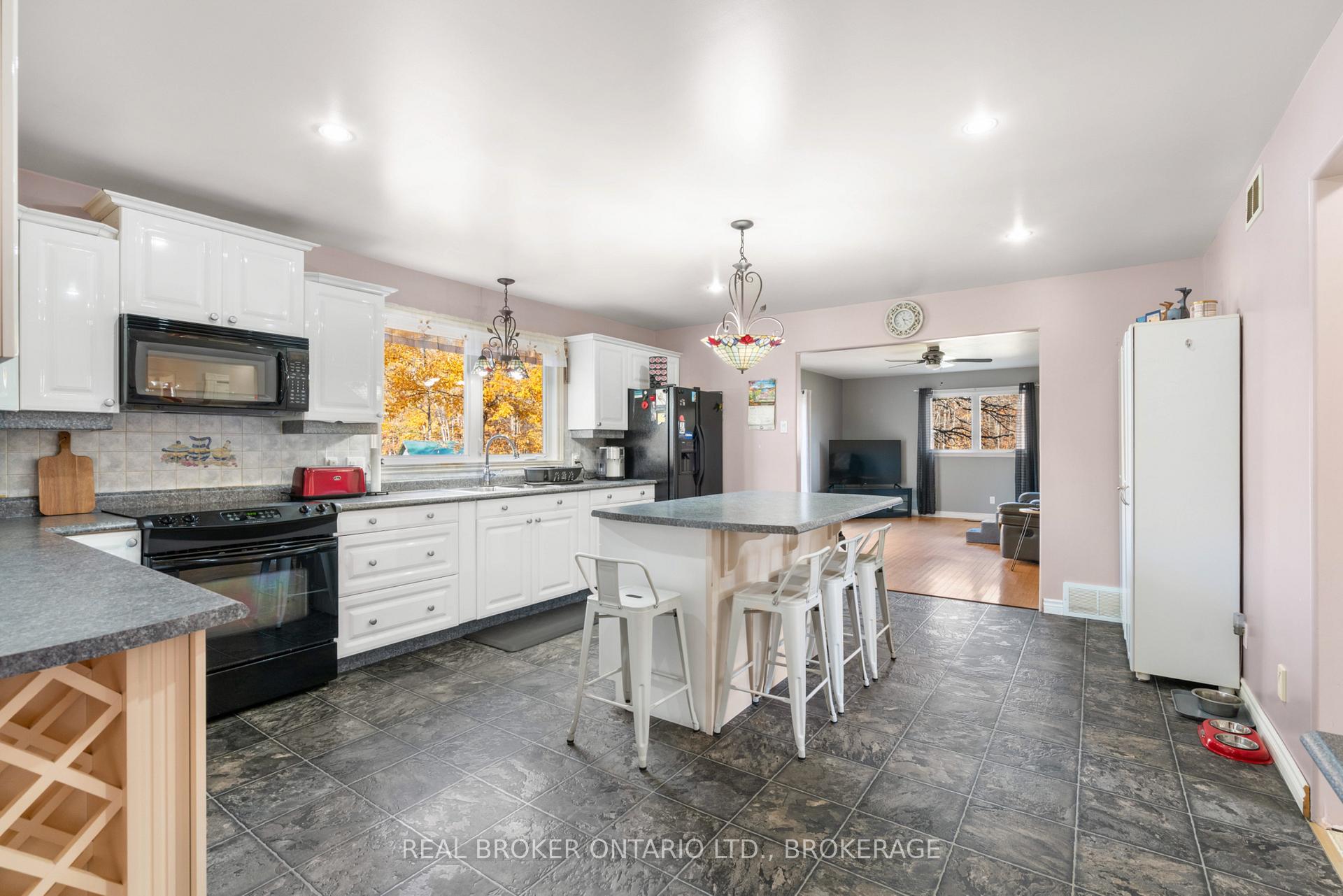 Photo 31 of 20689 Concession 9 Road, South Glengarry, South Glengarry (Lancaster) Twp — HOMEH