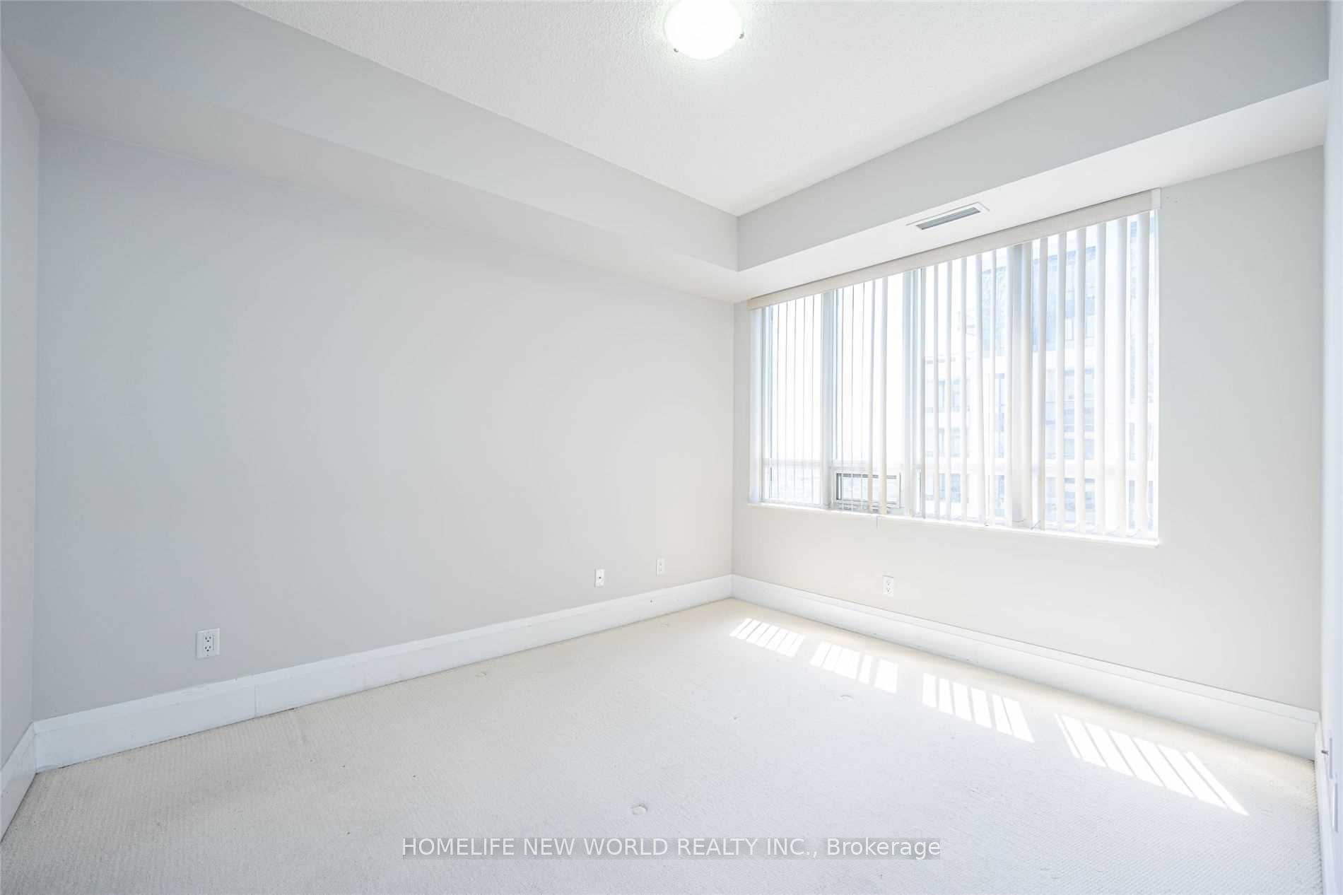 Photo 10 of Unit 1815, 100 Harrison Garden Boulevard, North York, Willowdale East — HOMEH