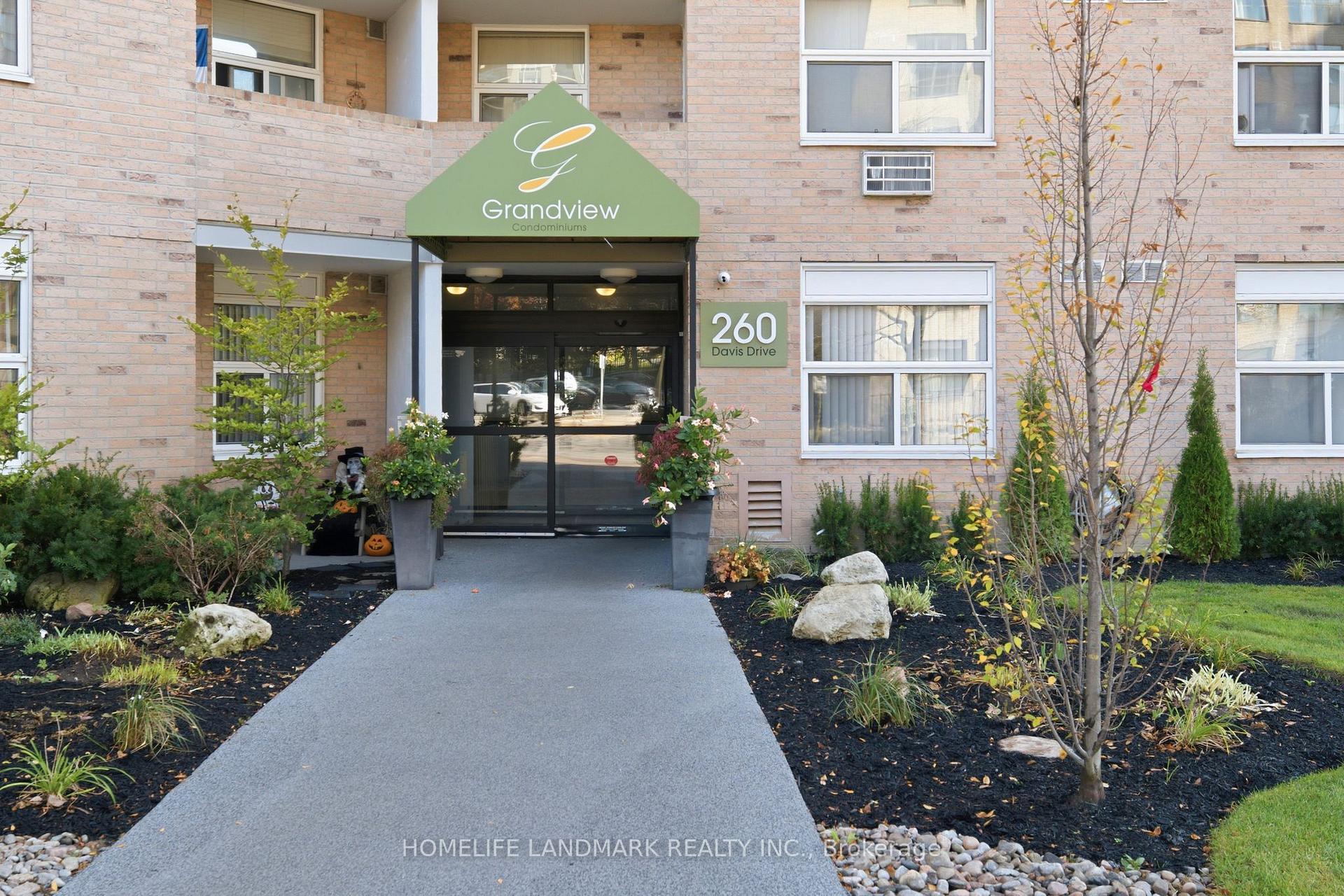 Photo 1 of Unit 309, 260 Davis Drive, Newmarket, Central Newmarket — HOMEH