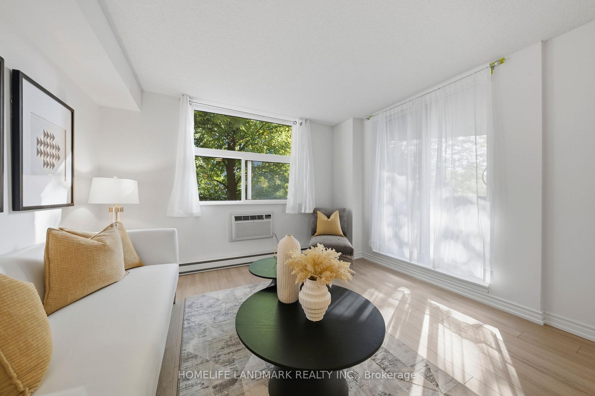 Photo 10 of Unit 309, 260 Davis Drive, Newmarket, Central Newmarket — HOMEH