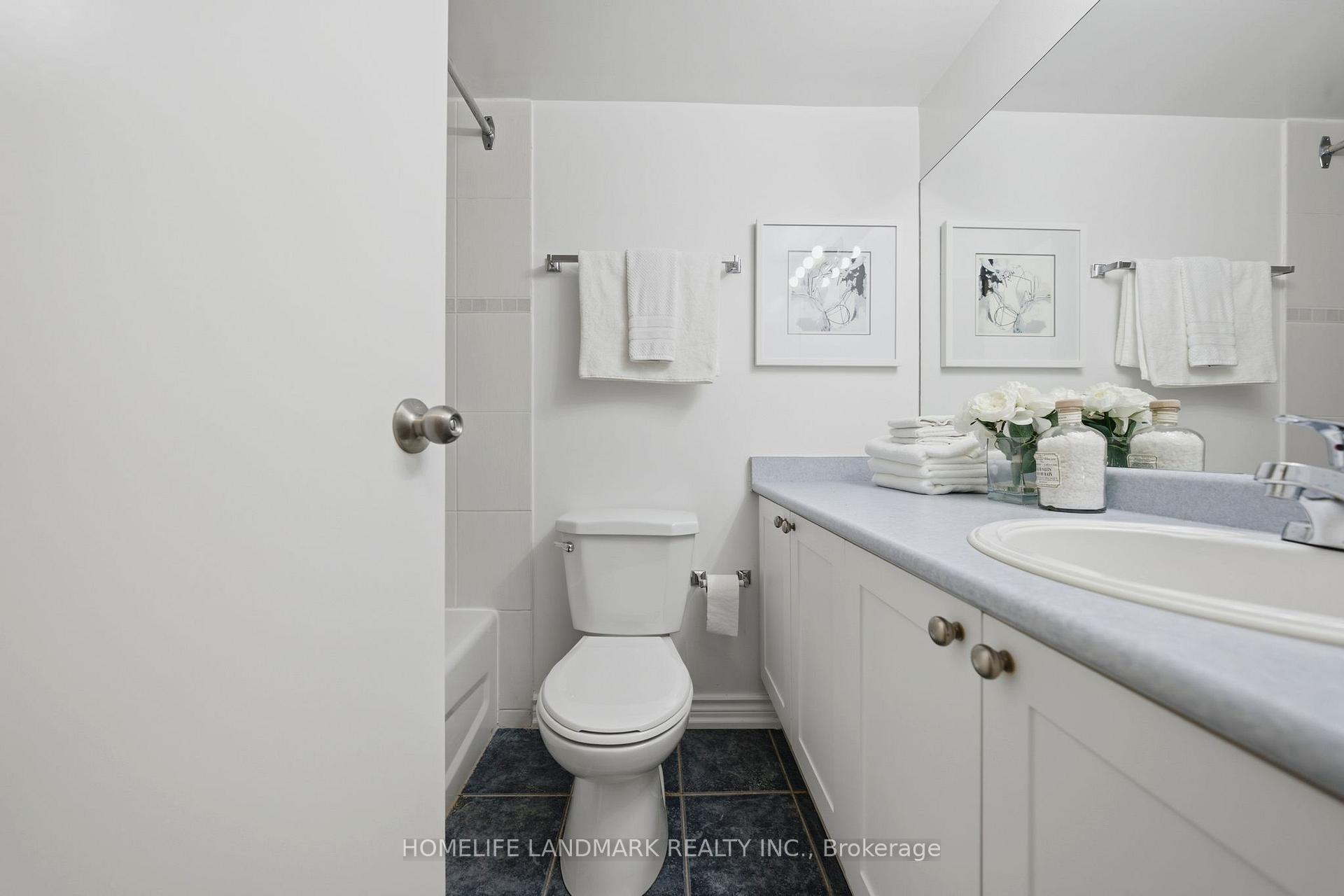 Photo 22 of Unit 309, 260 Davis Drive, Newmarket, Central Newmarket — HOMEH
