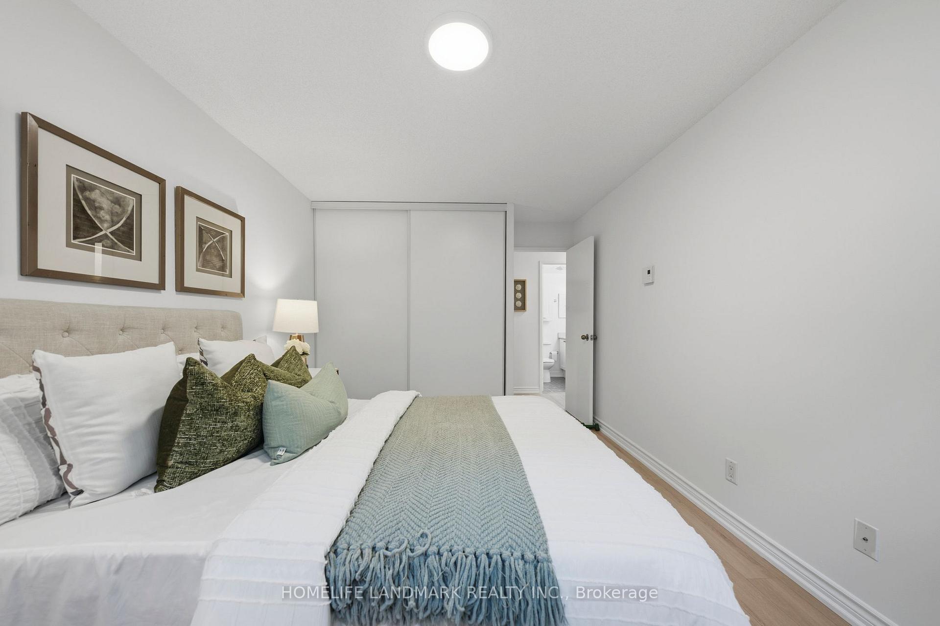 Photo 27 of Unit 309, 260 Davis Drive, Newmarket, Central Newmarket — HOMEH