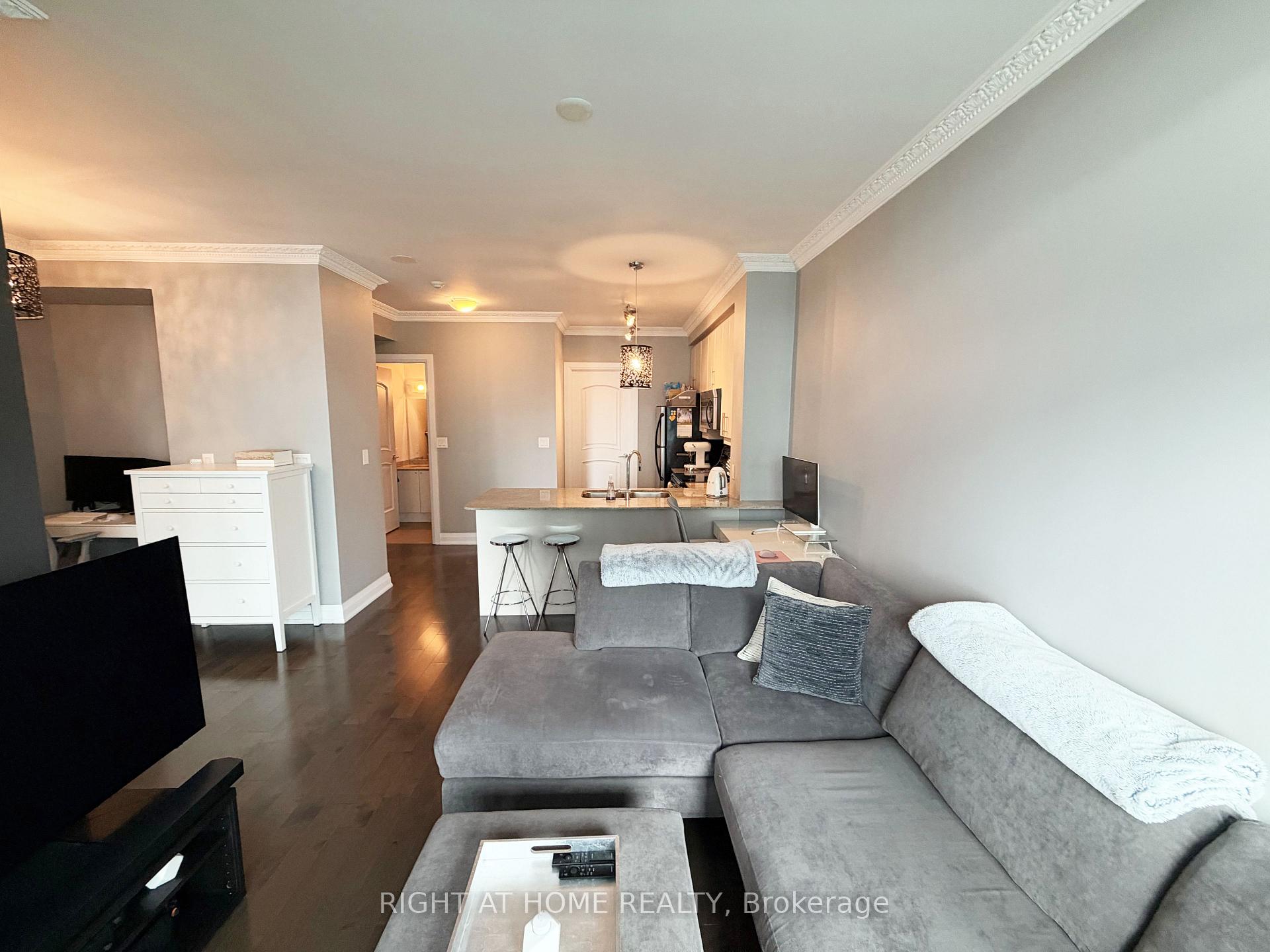 Photo 5 of Unit 3407, 16 Harbour Street, Toronto, Waterfront Communities — HOMEH