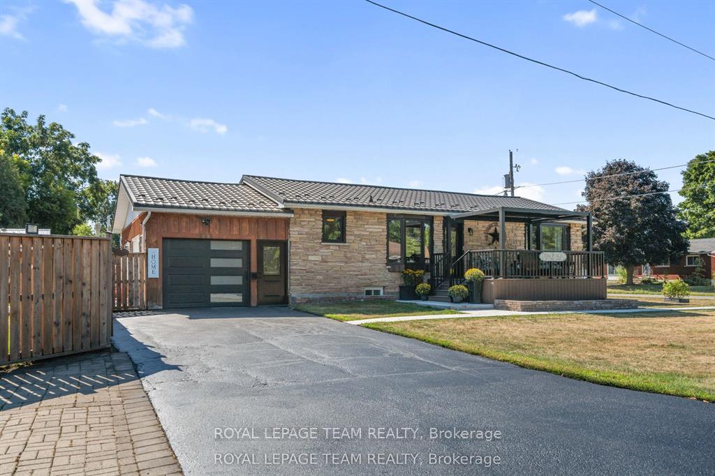 Photo 3 of 565 Dufferin Street W, North Dundas, Winchester — HOMEH