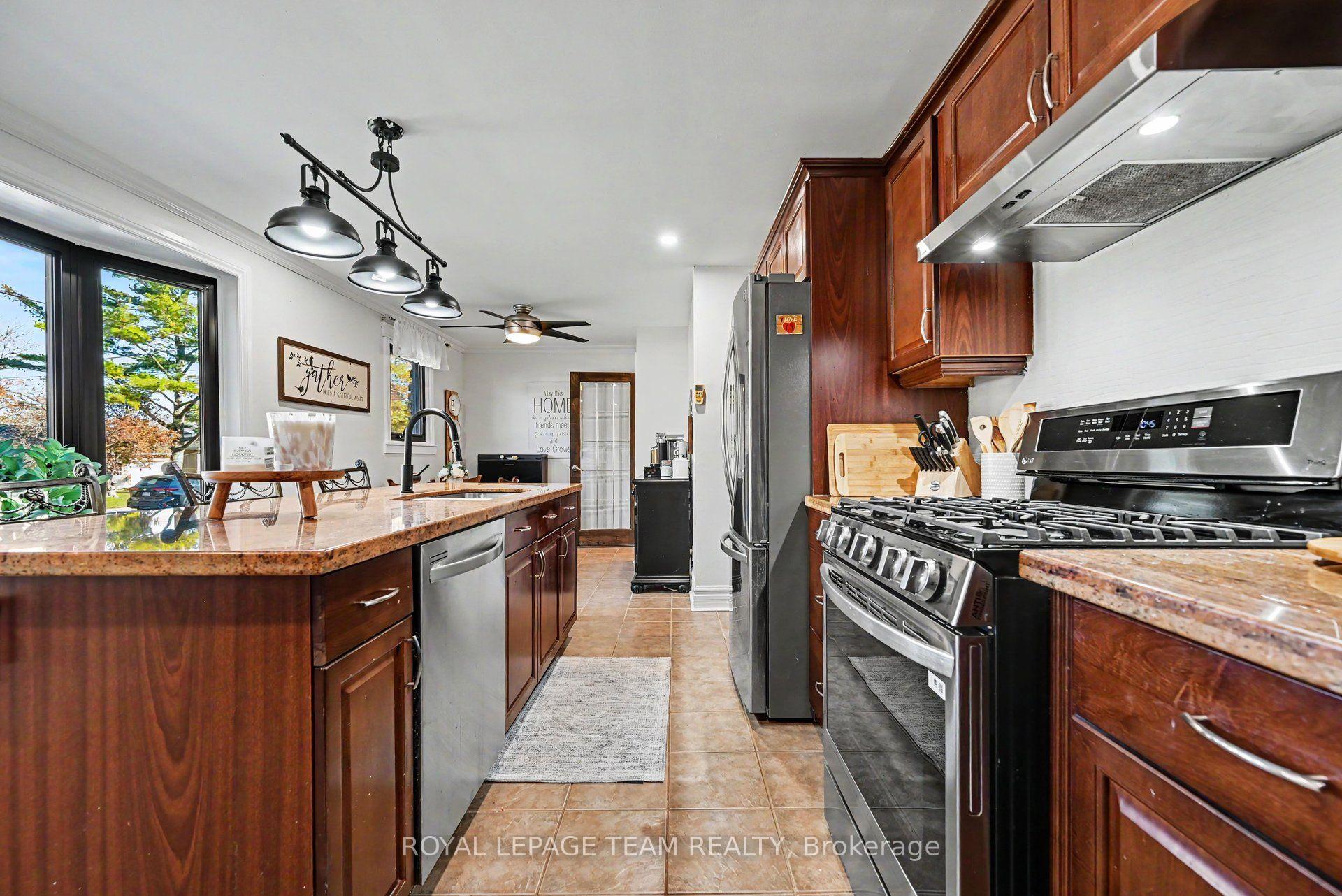 Photo 15 of 565 Dufferin Street W, North Dundas, Winchester — HOMEH