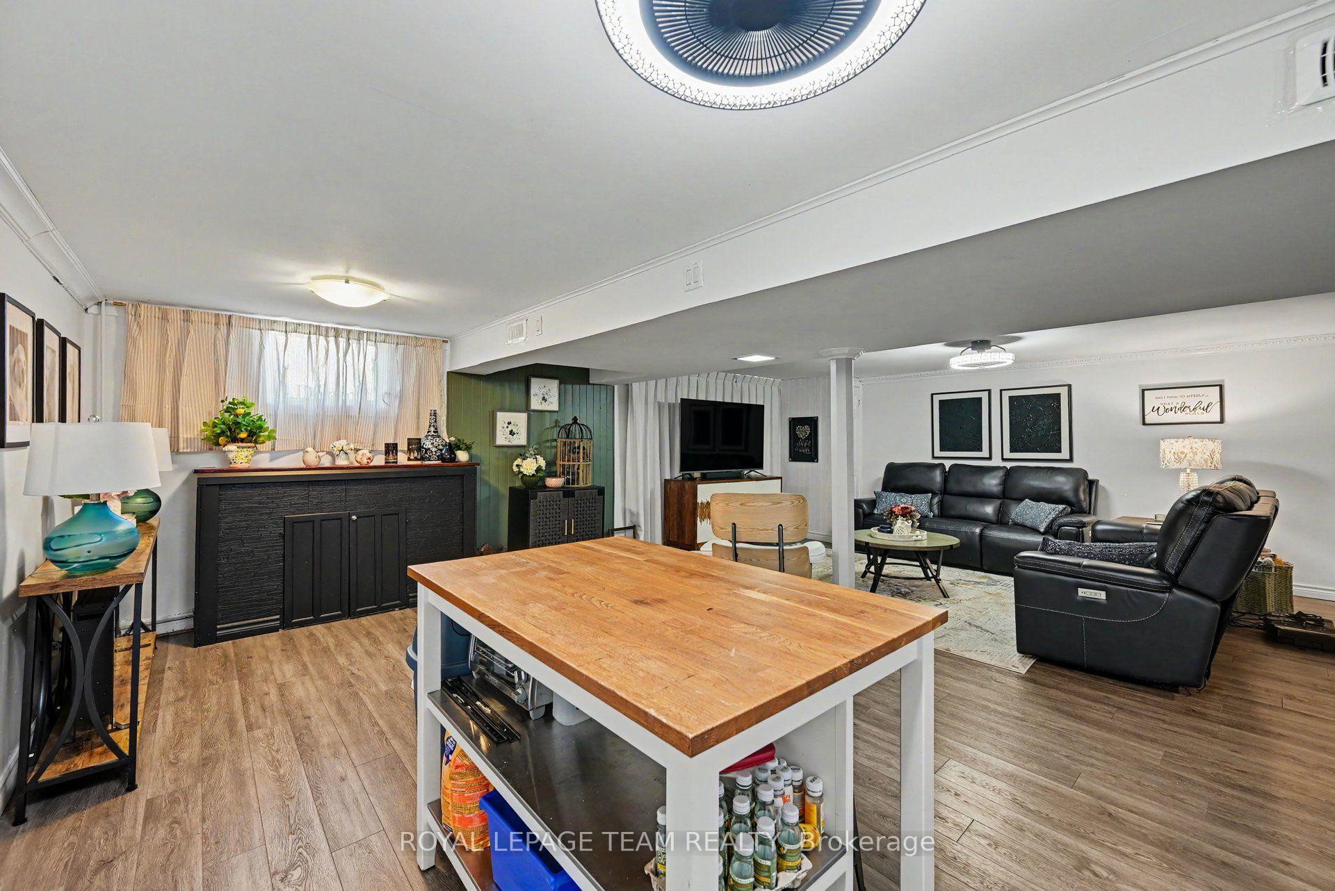 Photo 34 of 565 Dufferin Street W, North Dundas, Winchester — HOMEH