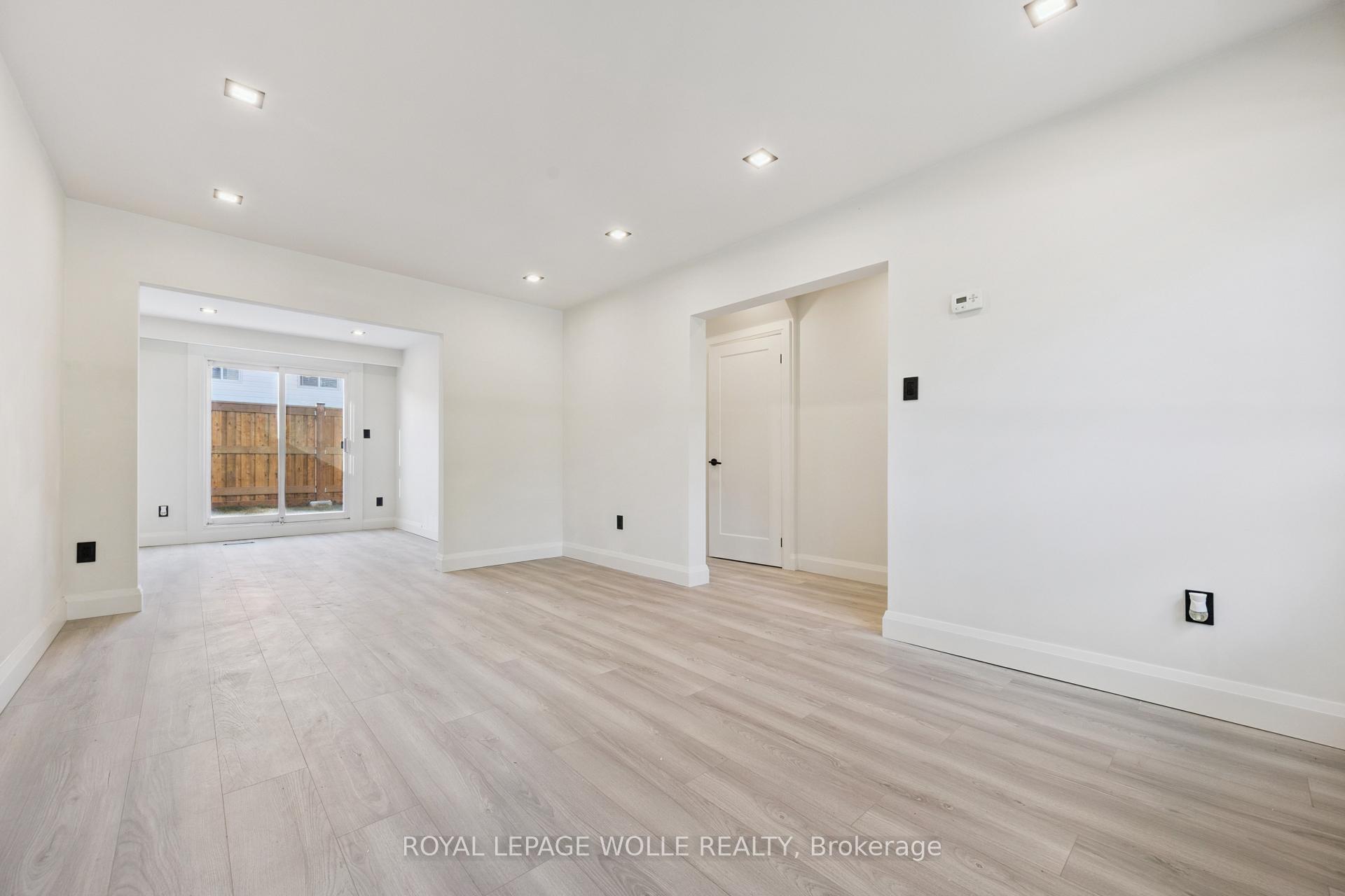 Photo 6 of Unit 107, 5475 Lakeshore Road, Burlington, Appleby — HOMEH