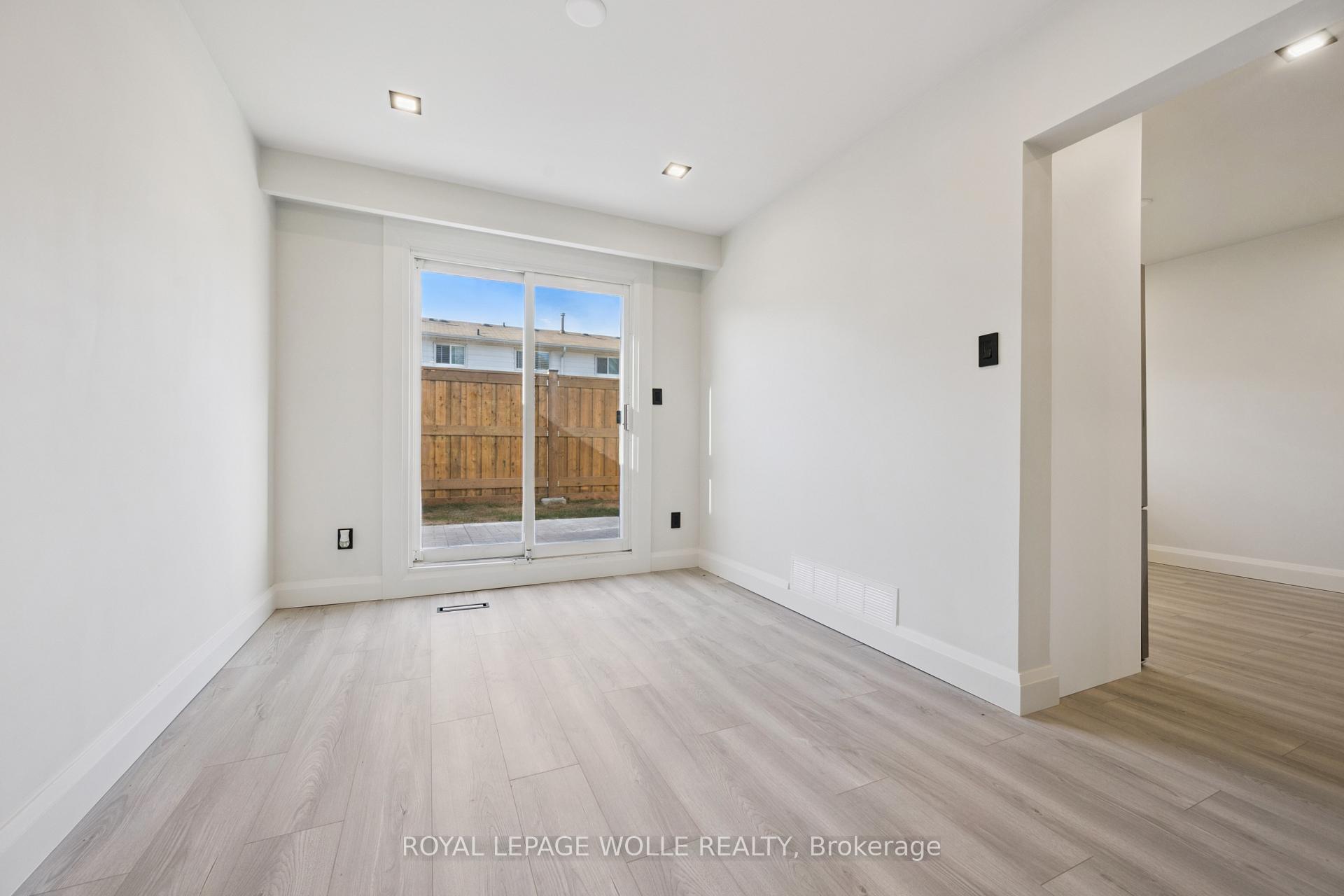 Photo 8 of Unit 107, 5475 Lakeshore Road, Burlington, Appleby — HOMEH