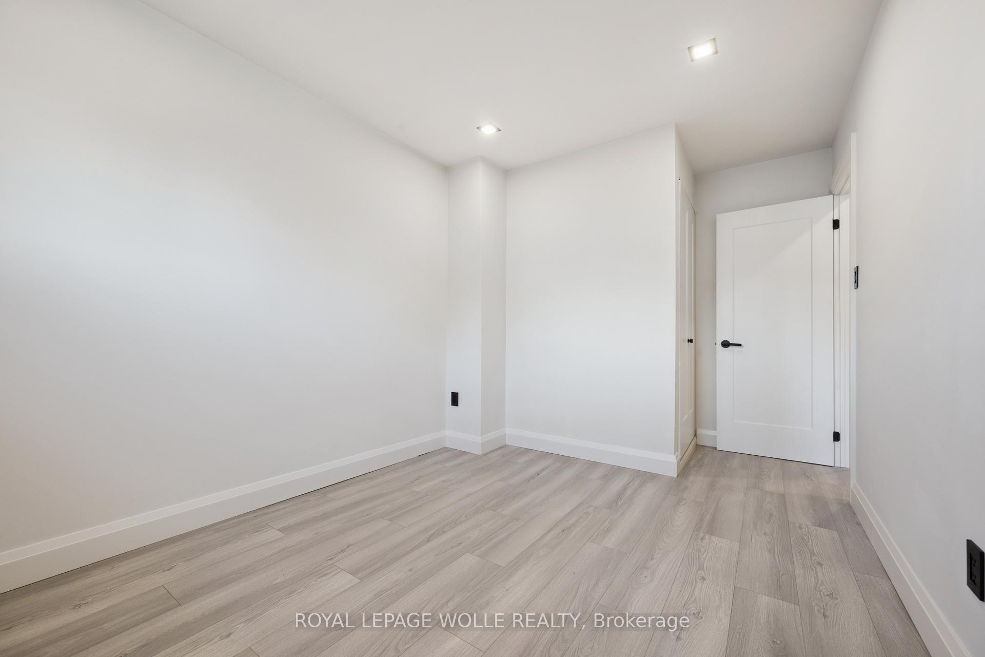 Photo 23 of Unit 107, 5475 Lakeshore Road, Burlington, Appleby — HOMEH