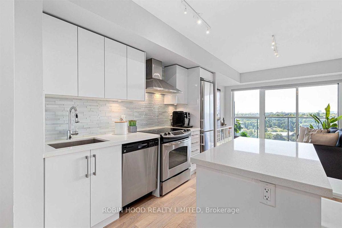 Photo 6 of Unit 1511, 58 Orchard View Boulevard, Toronto, Yonge-Eglinton — HOMEH