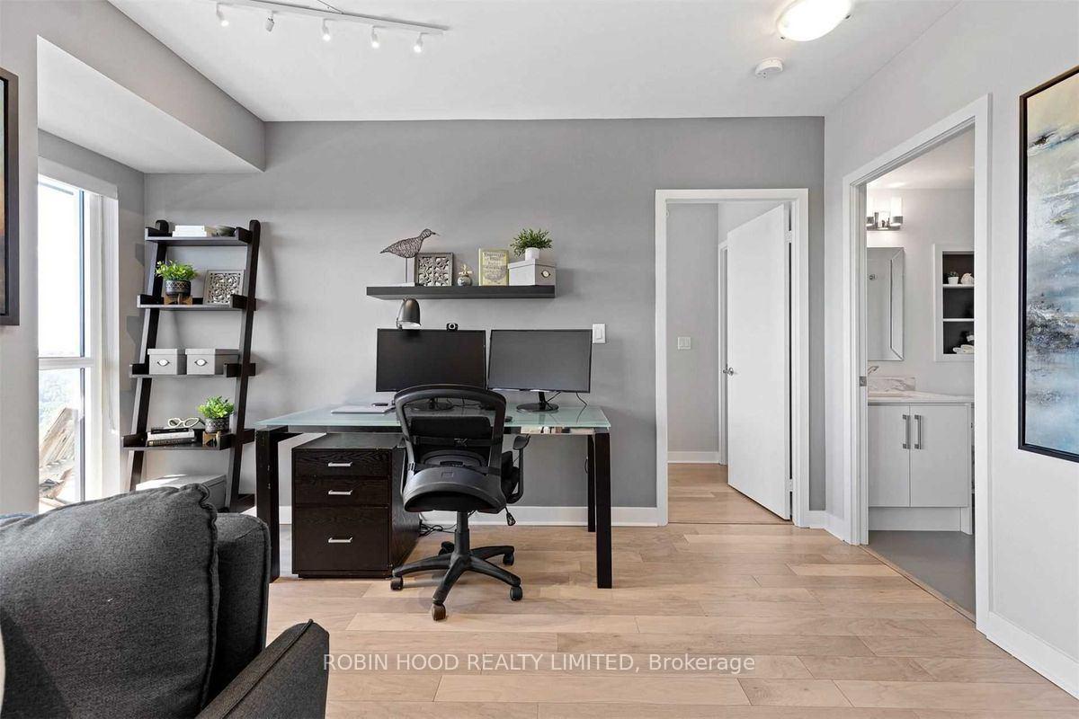 Photo 7 of Unit 1511, 58 Orchard View Boulevard, Toronto, Yonge-Eglinton — HOMEH