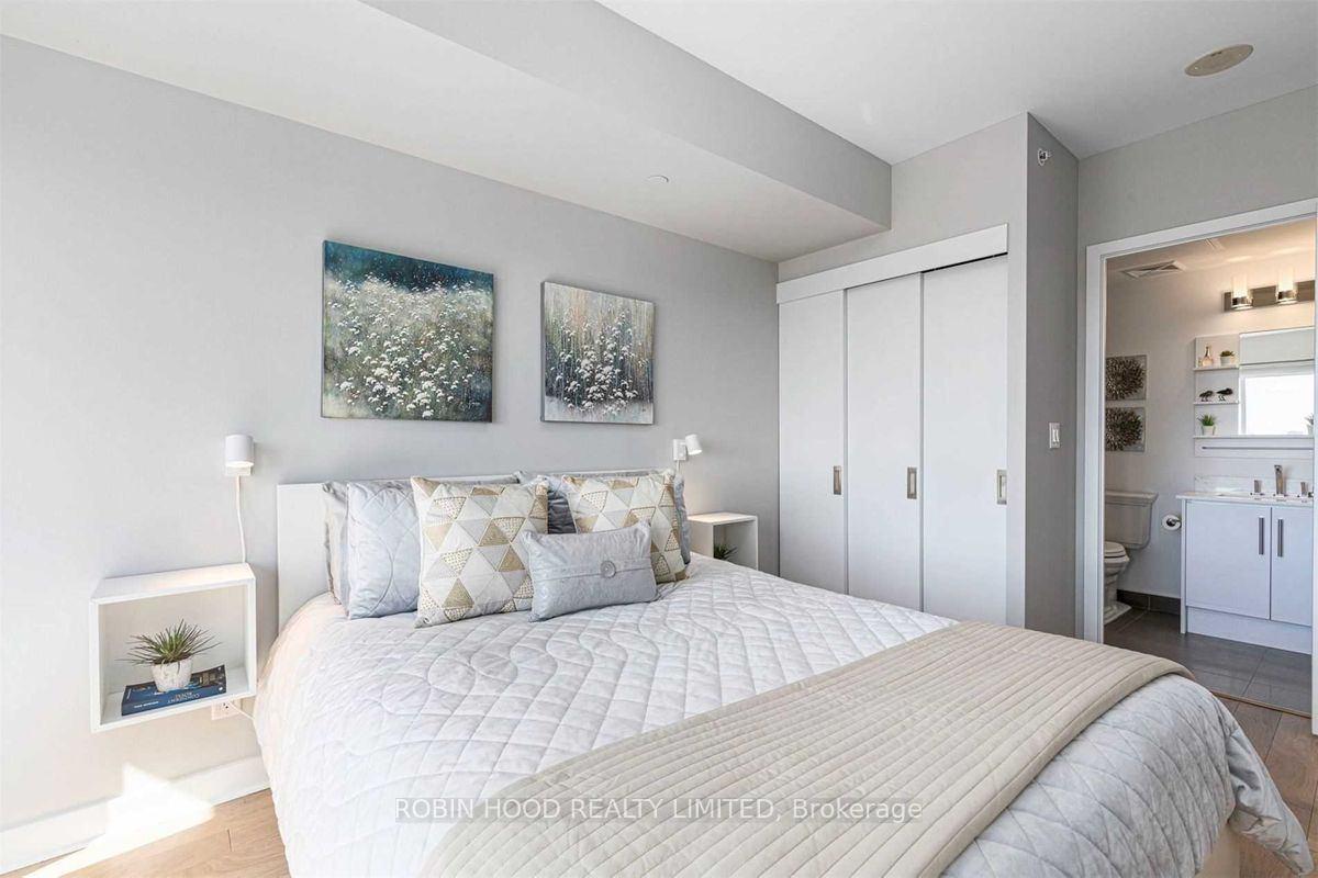 Photo 11 of Unit 1511, 58 Orchard View Boulevard, Toronto, Yonge-Eglinton — HOMEH