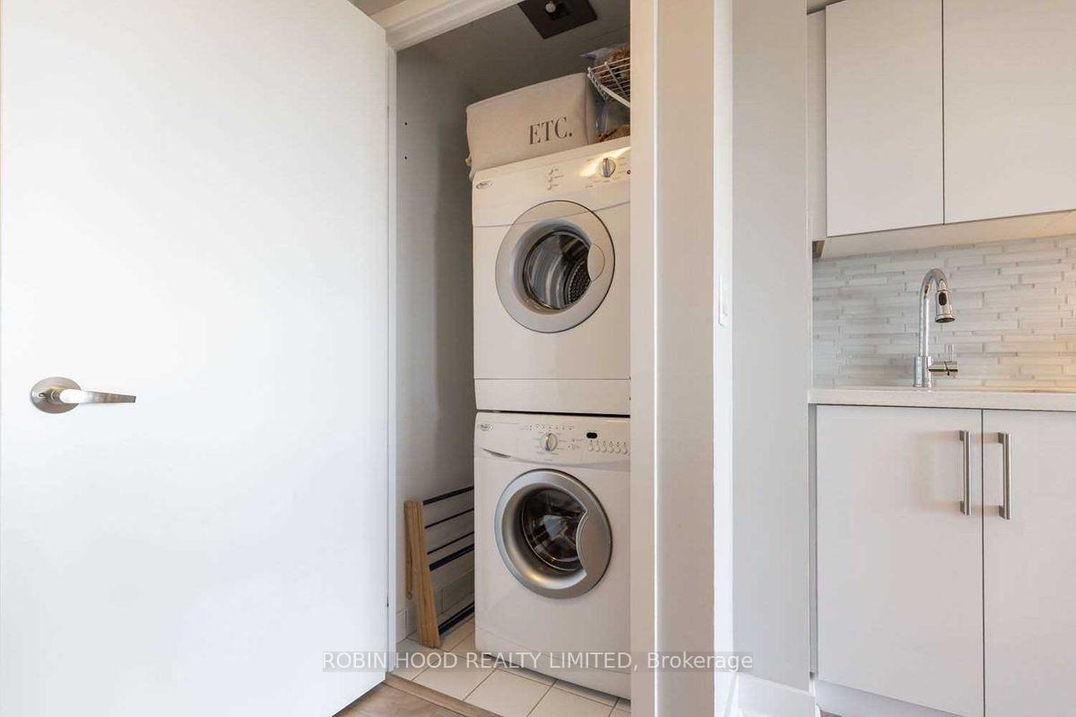 Photo 13 of Unit 1511, 58 Orchard View Boulevard, Toronto, Yonge-Eglinton — HOMEH