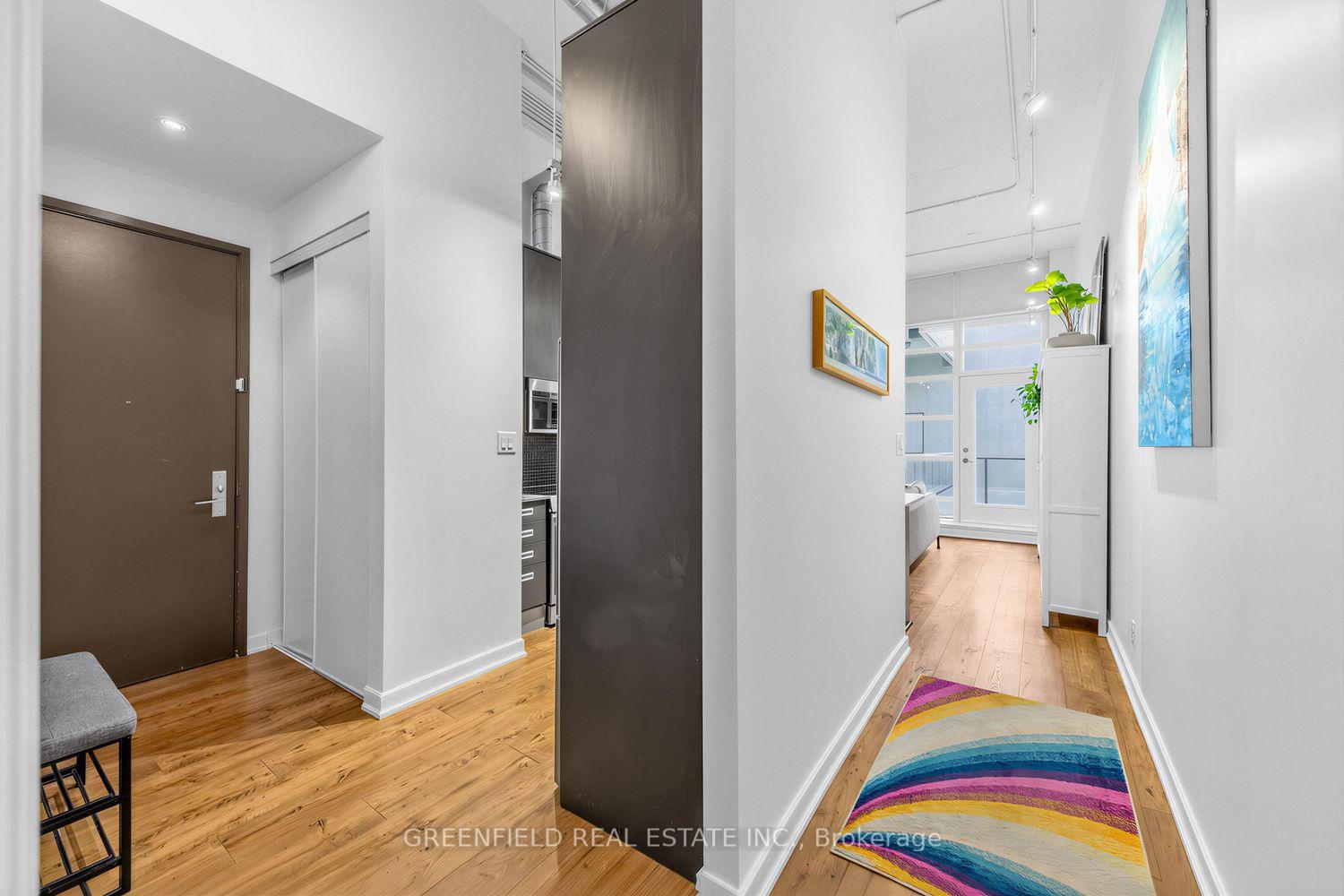 Photo 3 of Unit 410, 380 Macpherson Avenue N, Toronto, Casa Loma — HOMEH