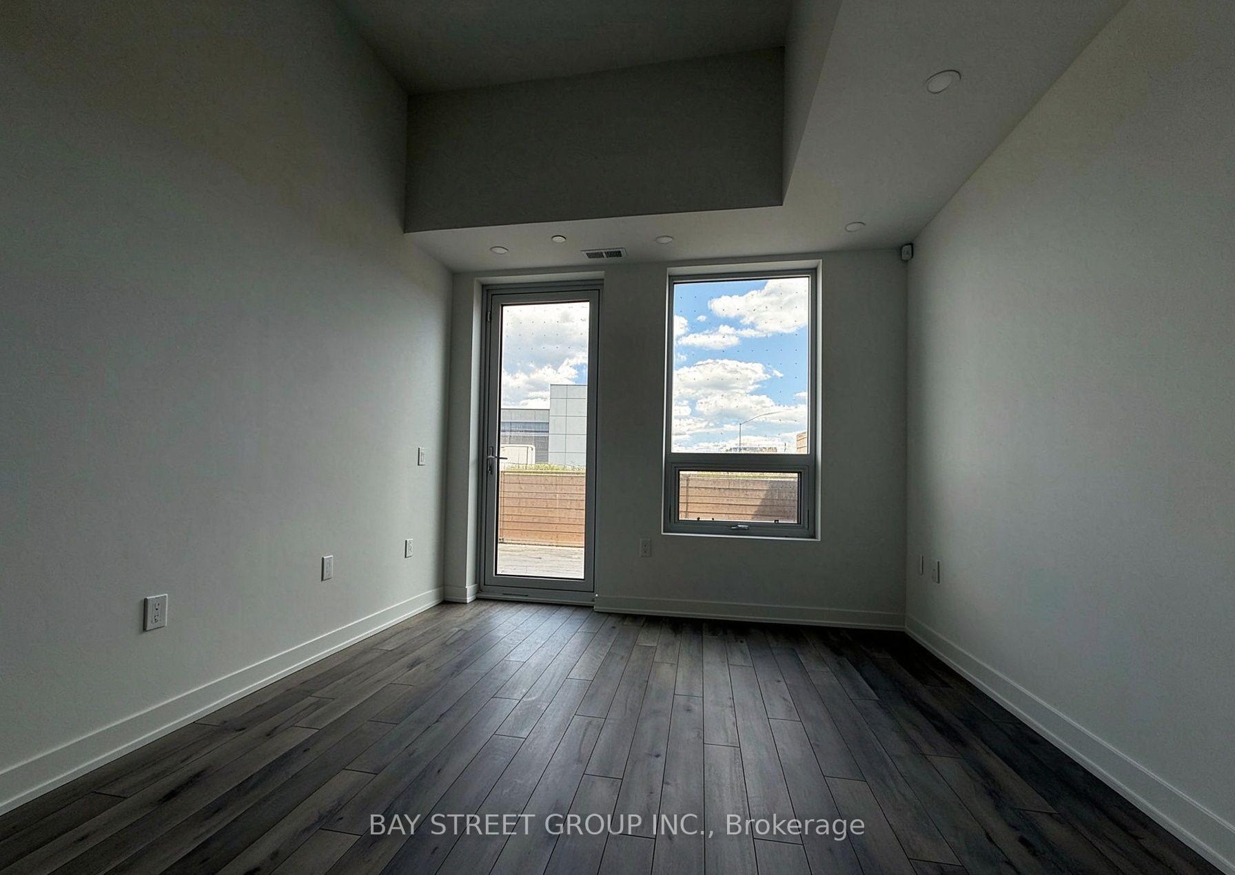 Photo 9 of Unit 145, 1005 Dundas Street E, Oakville, Joshua Meadows — HOMEH